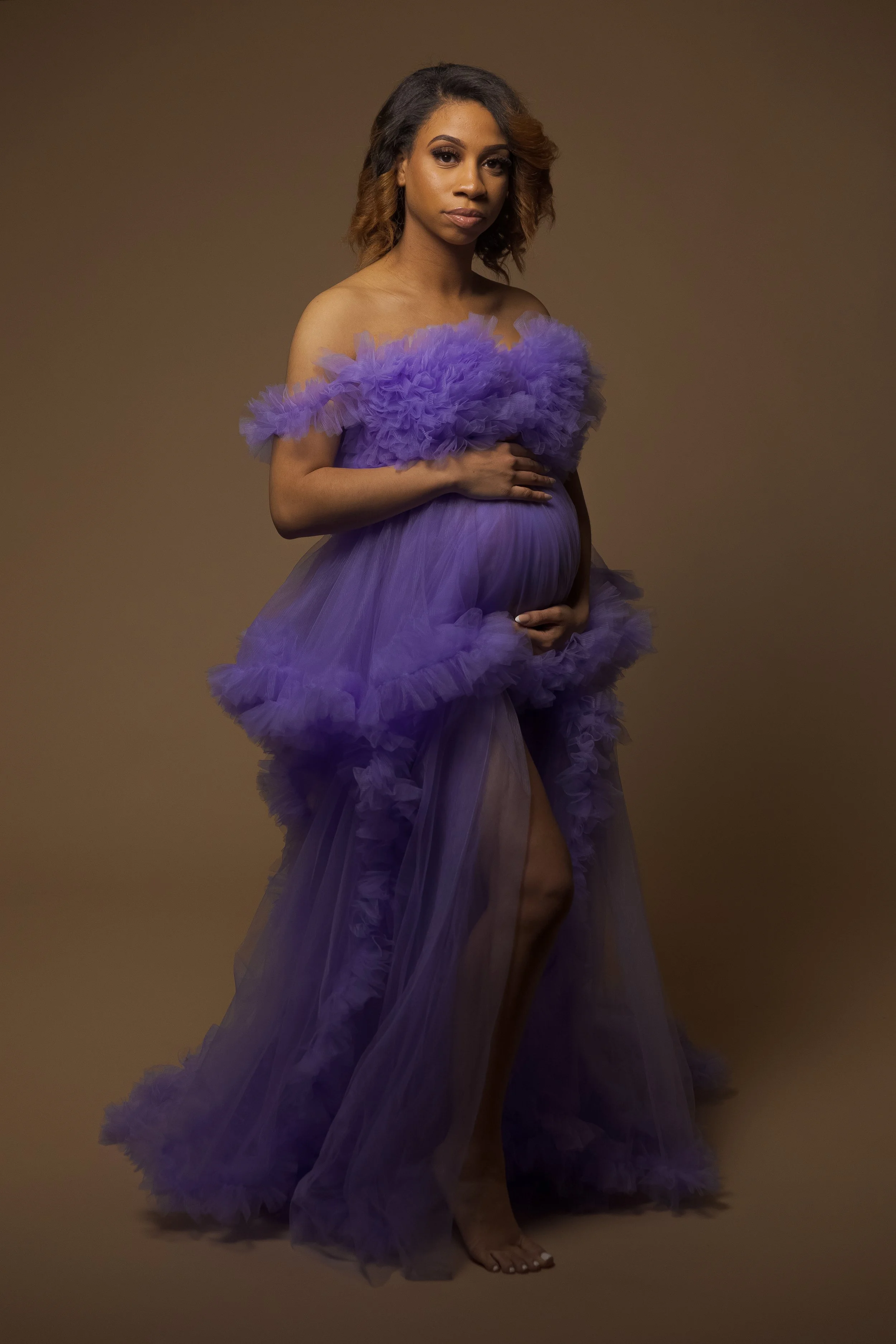 Maternity Photoshoot Studio photographer Kenny Elas  mindtomatter617.com