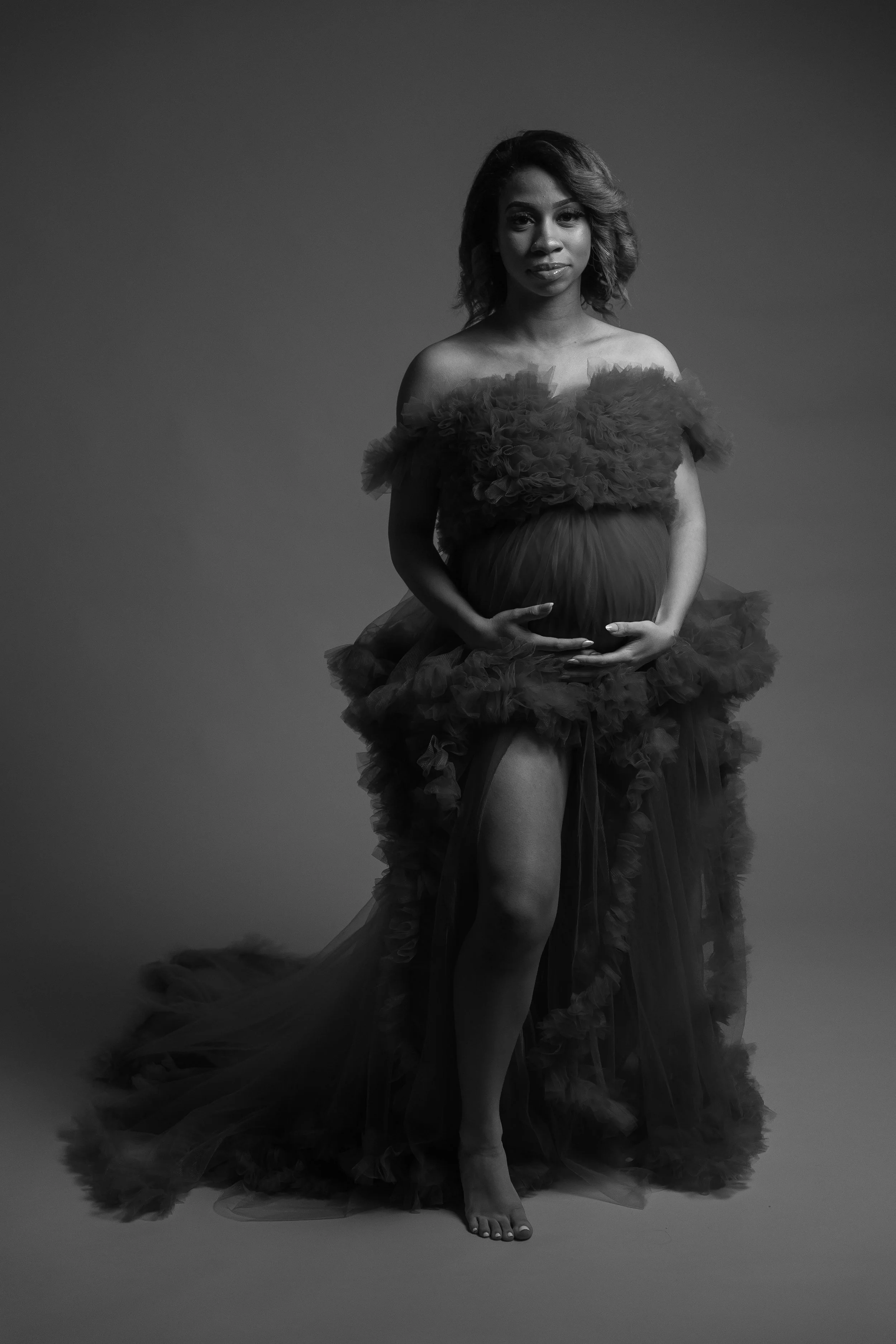 Maternity Photoshoot Studio photographer Kenny Elas  mindtomatter617.com