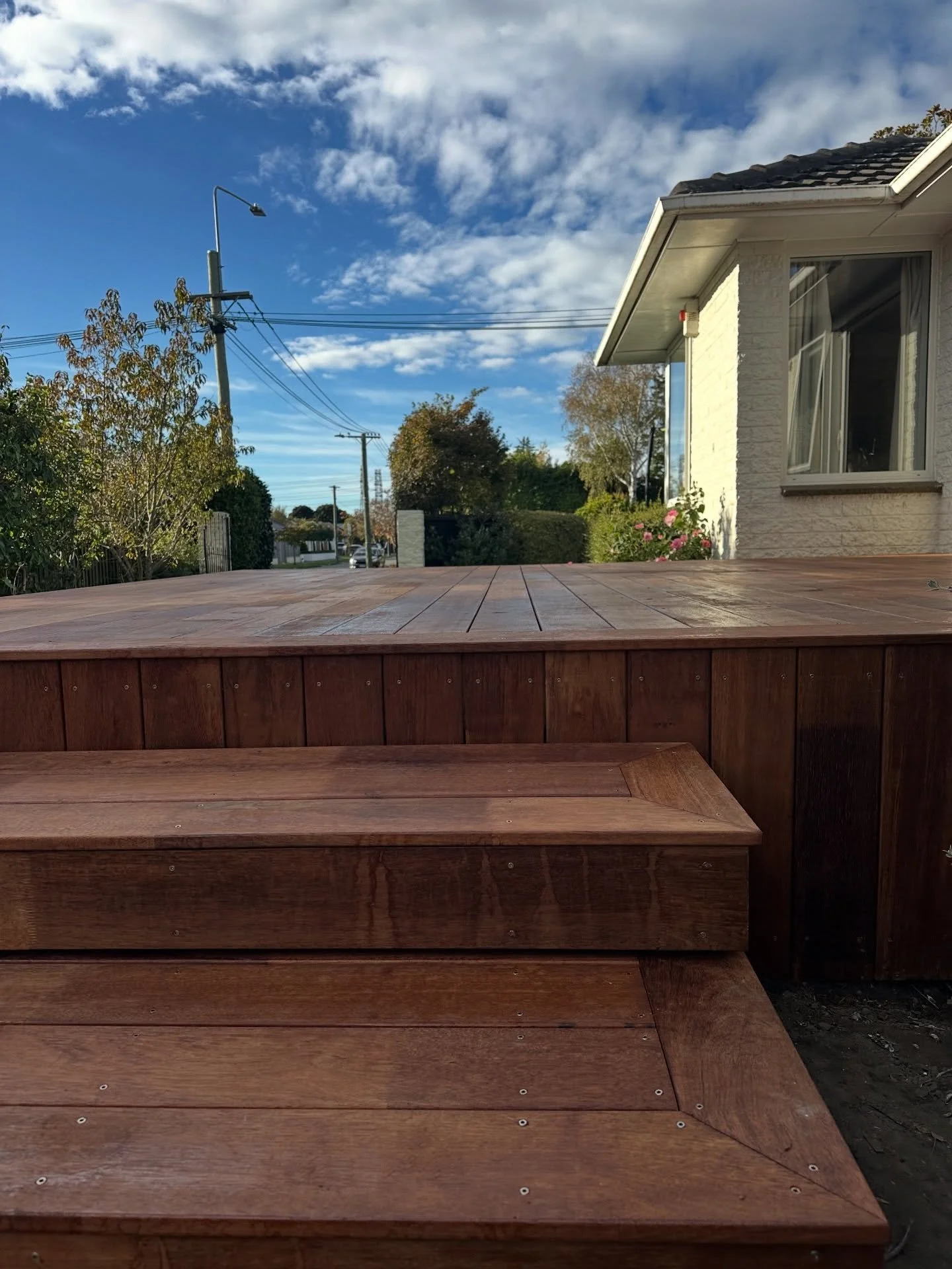 Pre Piled Kwila Deck with steps. Vertical fascia boards finish this deck off nice 👍