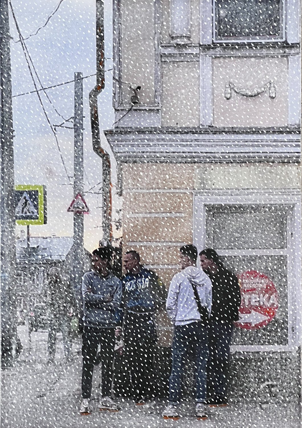 D008, NN Guys, 2024, techniques mixtes sur papier (C-print, acrylique, spray, stylo et marqueur), 42 × 30 cm