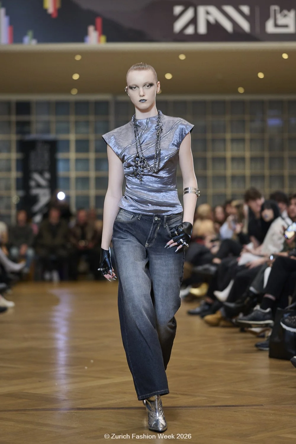 zfw26-tag4-night_web 077.jpg