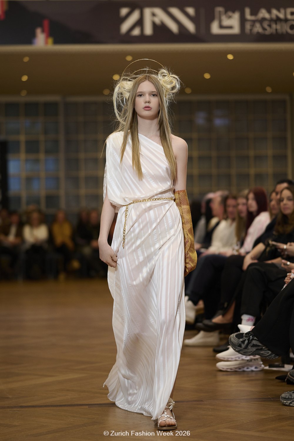 zfw26-tag4-night_web 032.jpg