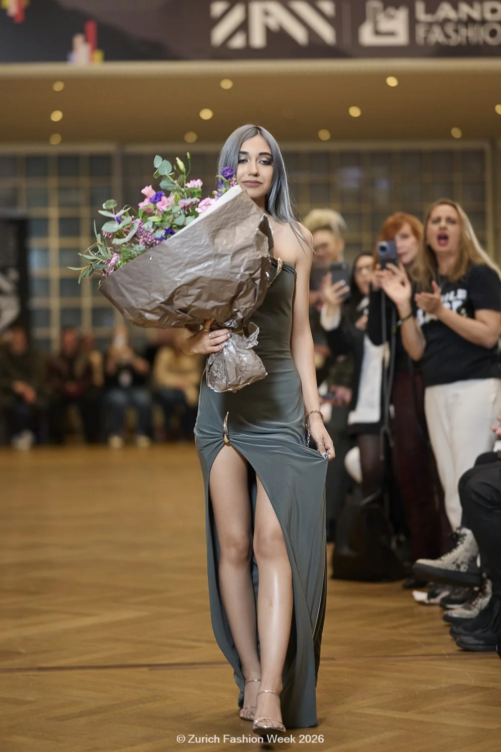 zfw26-tag4-night_web 080.jpg