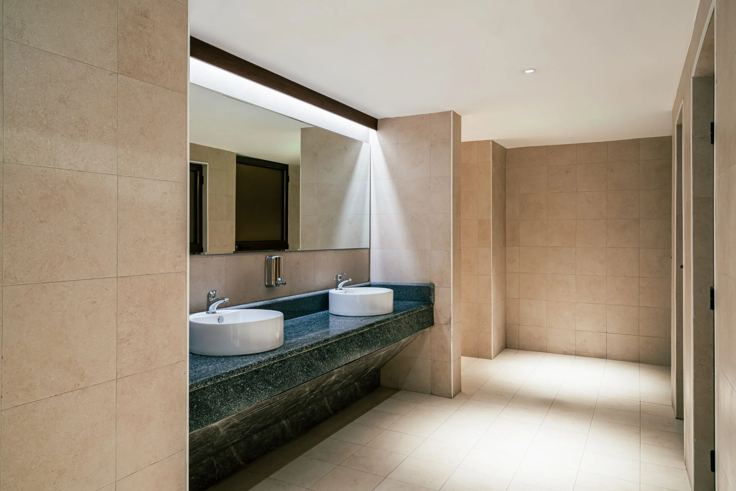 Hotel photography of hilton addis ababa airport in africa by miguel gomes professional hotel and hospitality photographer. photography featuring architecture and interior design of a luxury spa area from the interior. Located in Ethiopia, Africa.