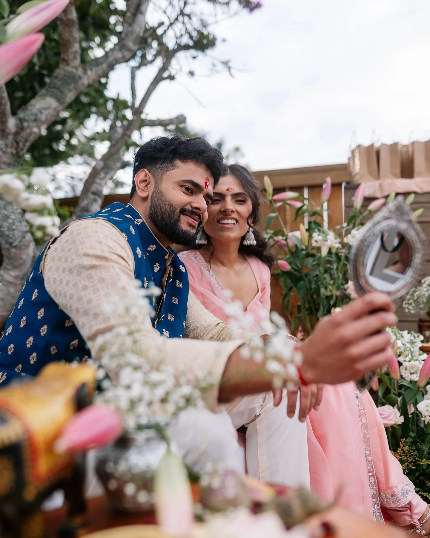 Had the absolute pleasure to capture this amazing Roka ceremony between Rohan &amp; Sneha. It was pure magic❣️

.
.
.
.
#aucklandwedding #aucklandweddings #aucklandweddingphotographer #nzweddings #nzwedding #weddingsinauckland  #nzweddingphotographer