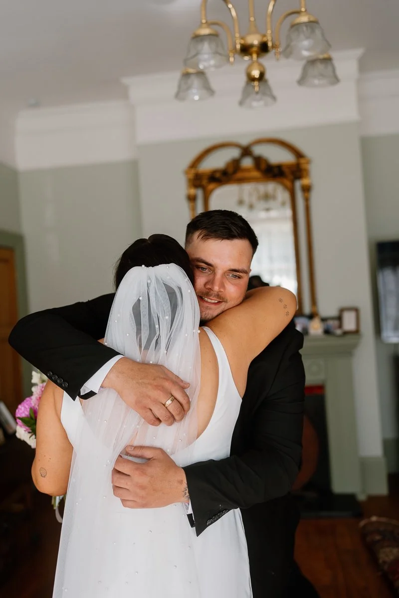 Troy&GraceWeb100.jpg