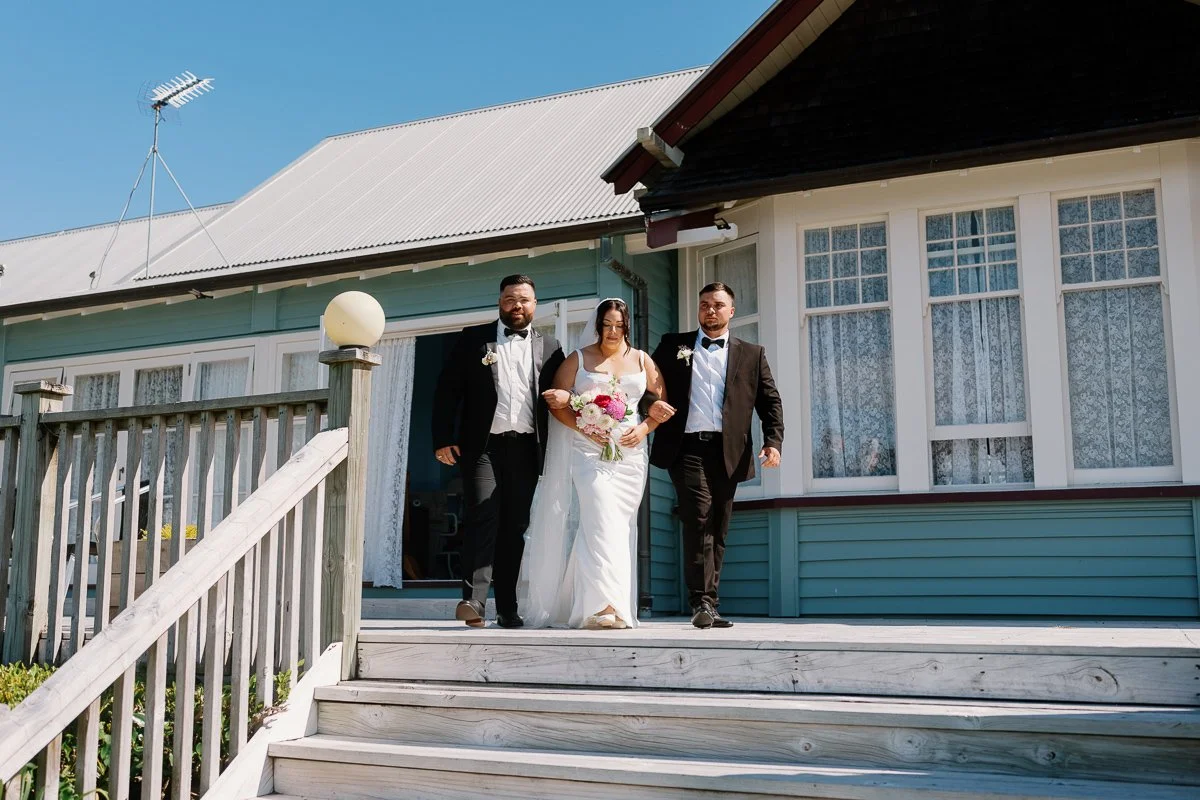Troy&GraceWeb128.jpg