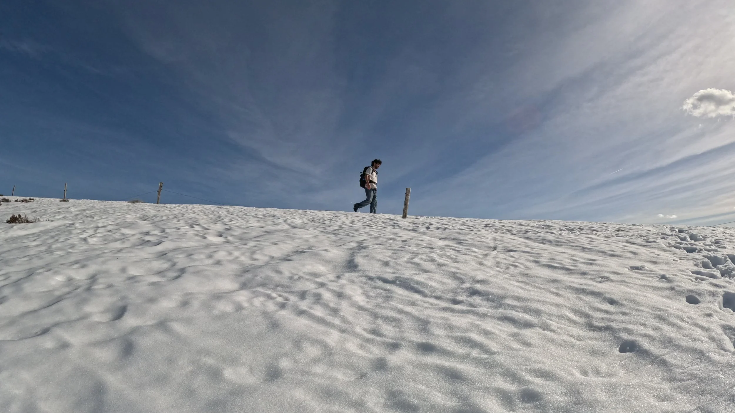 Showreel drone fpv Audran Motte. Je vous propose montage cinématique fpv de lieux insolites. Collioure, Toulouse, communes du lot, Montpellier. et montagnes des Pyrénées Chaque lieu à son histoire à raconter. Télépilote drone fpv Montpelier Audran Mo