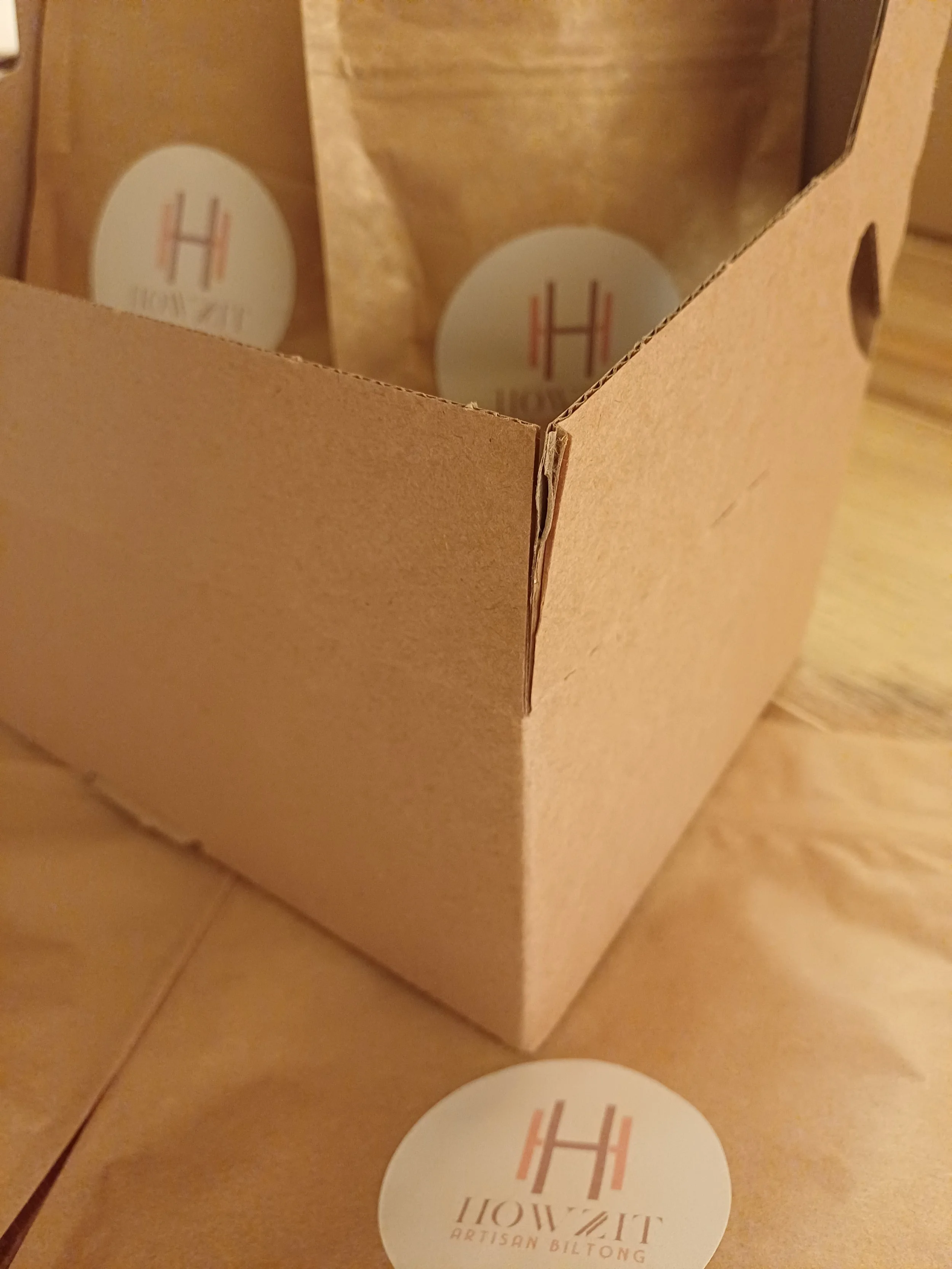 Mailing Box, easy to open