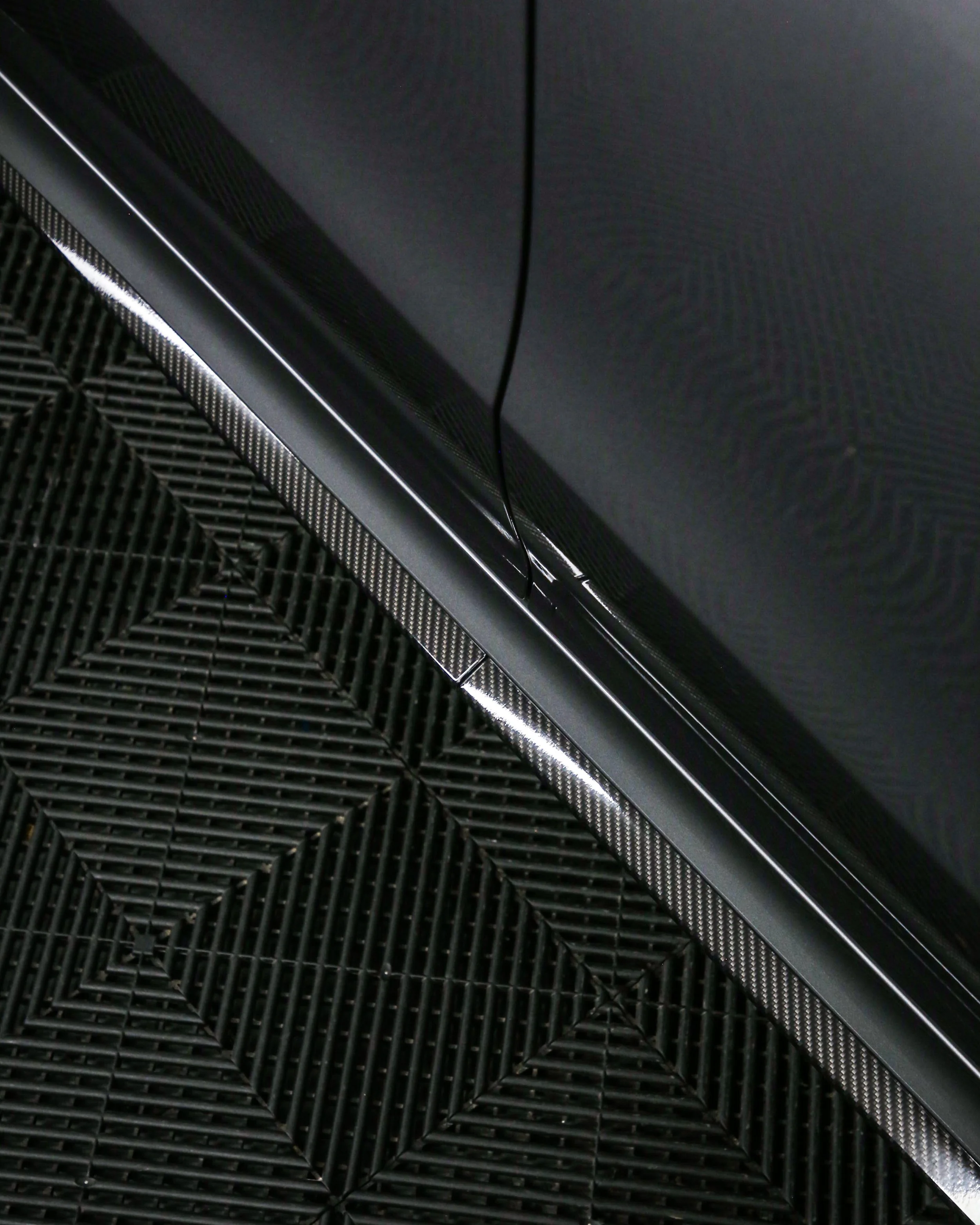 mercedes AMG CLA45s exterior trims wrapped in 3M high gloss carbon fibre wrapping vinyl