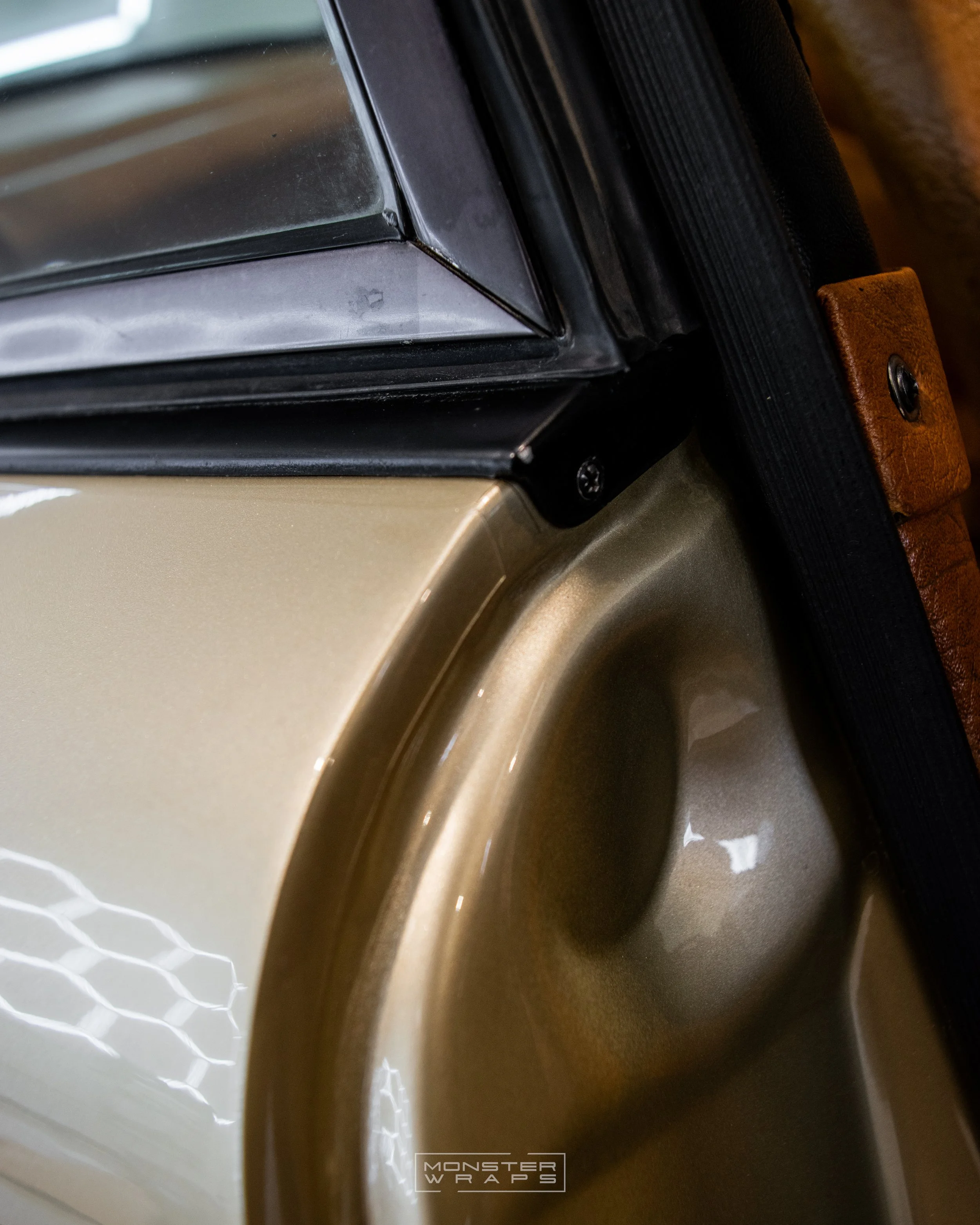 Porsche Carrera 1967 full-body gloss paint protection film
