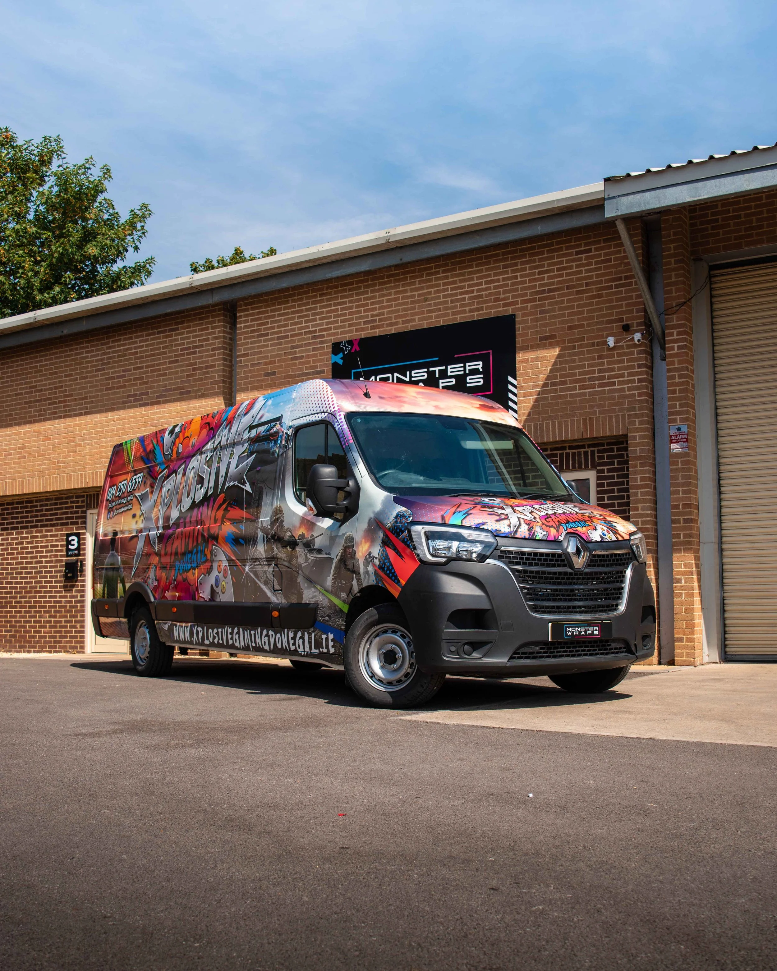 Xplosive Gaming - Renault Master - Main.jpg