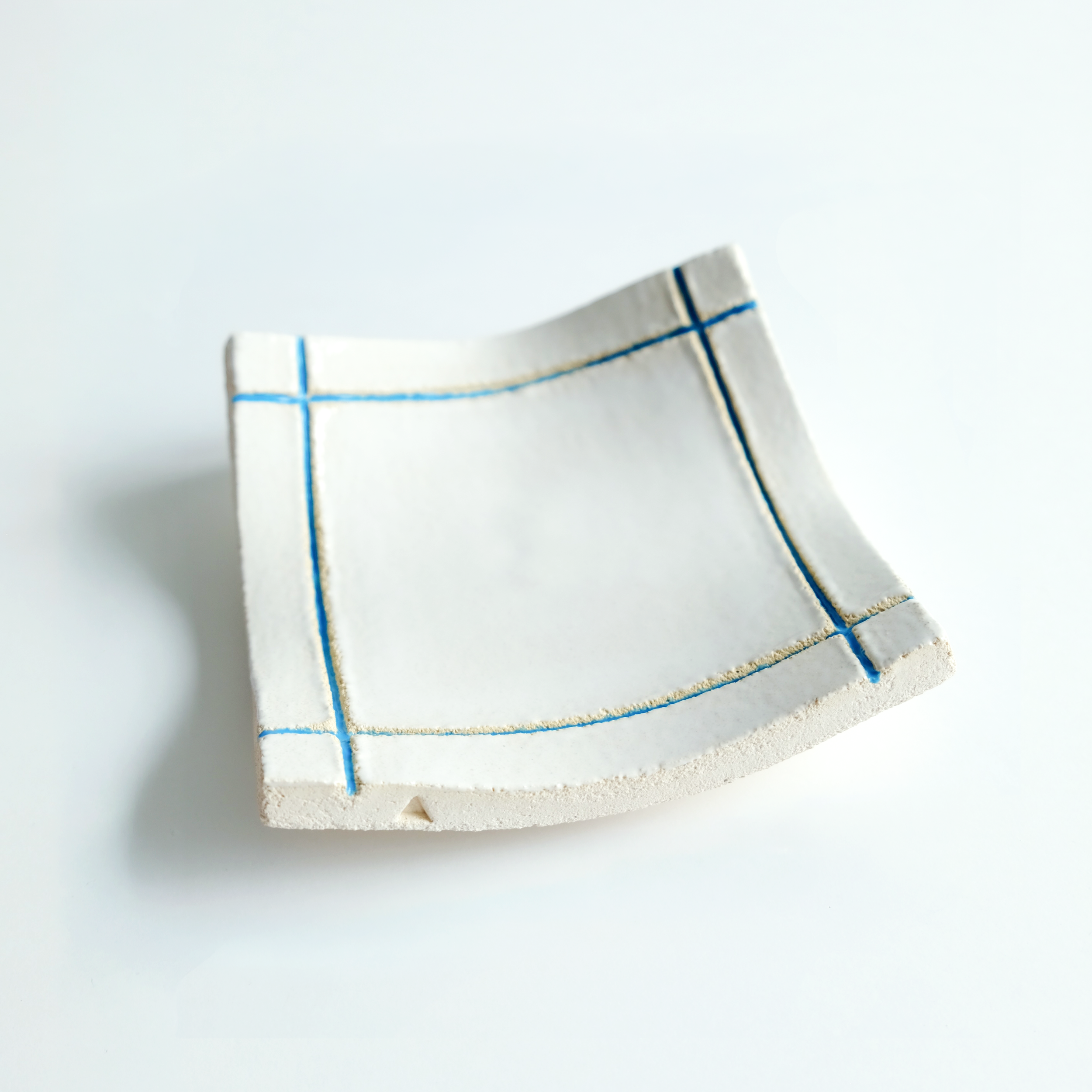 THE BENT TILE △ Ceramic Object - Cotton/Baby Blue