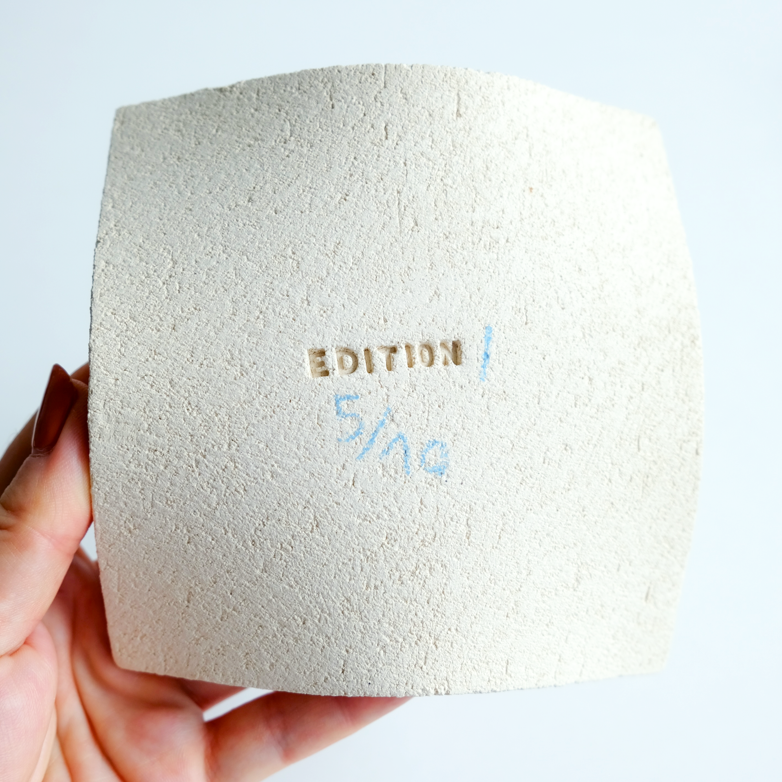 TBT_Backside_BabyBlue_sq.png