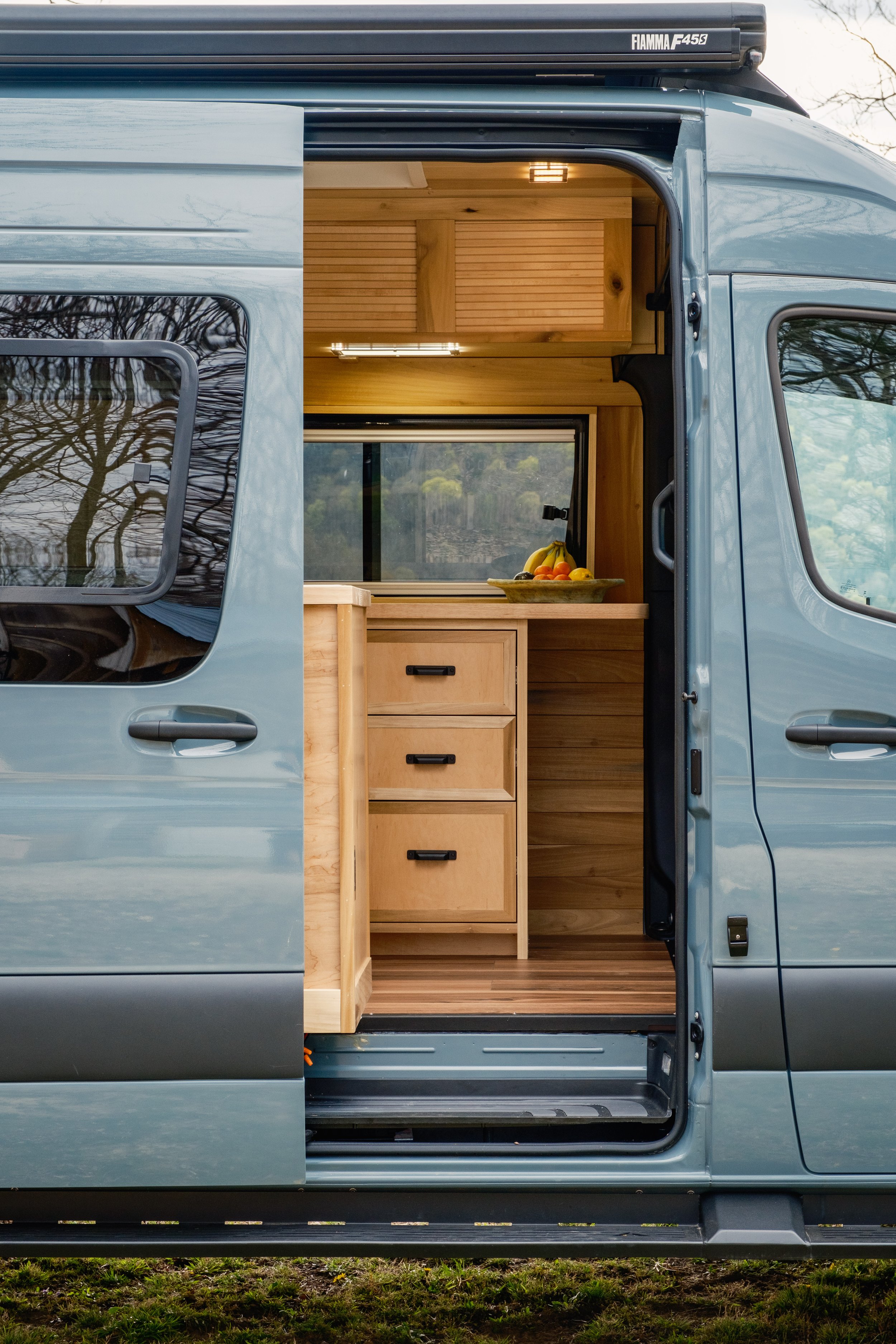Blue Van-7.jpg