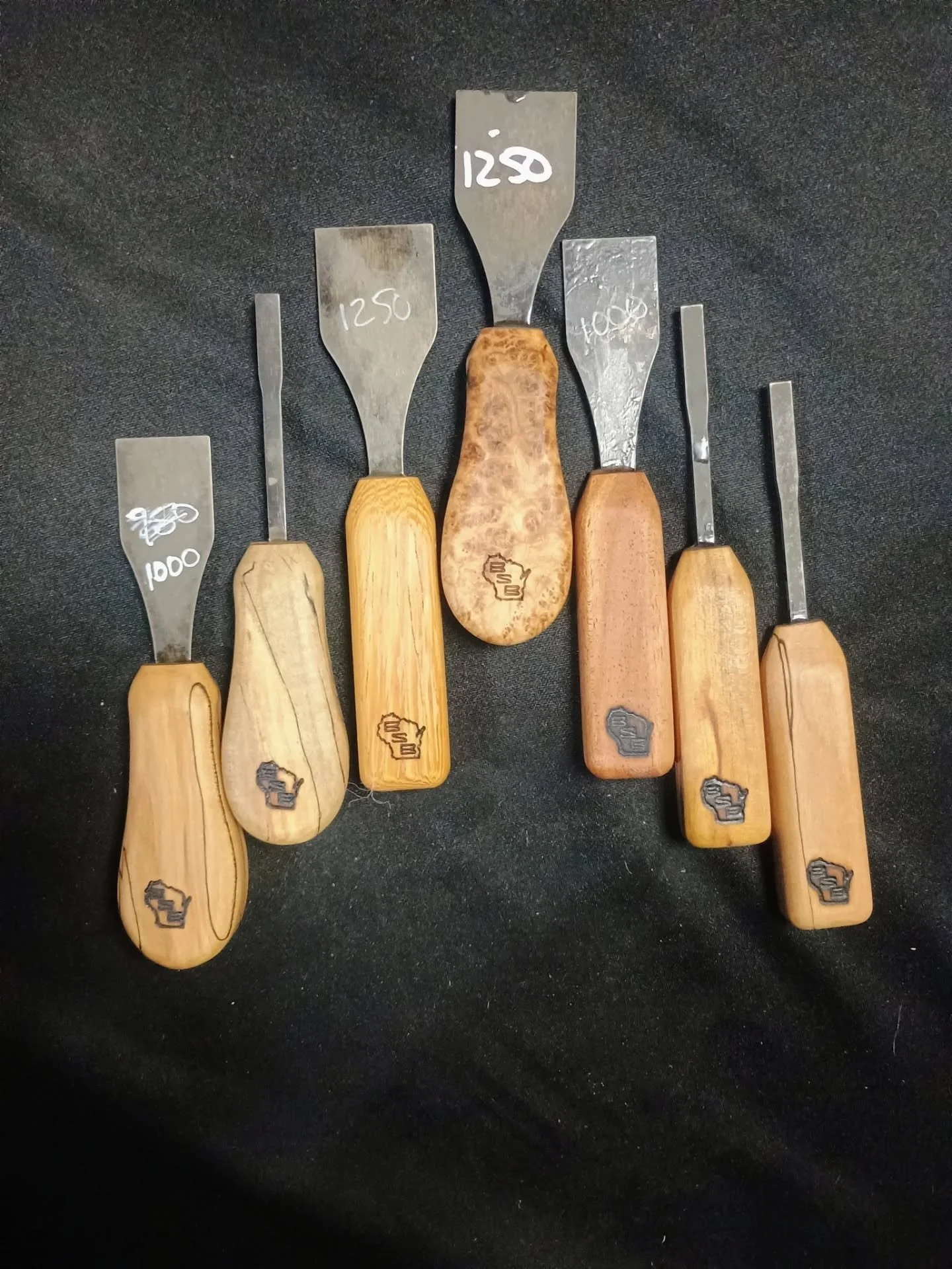 You ever look at our wood and say 'Gimme that'? 
Well we've got you covered this year!  We have been busy making an extra knife or two to add to our 'show inventory'. This inventory is meant for customers who come to see us in person. 
  We would lik