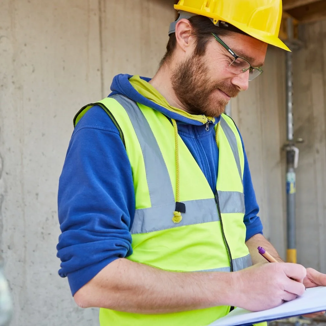 Estimator's at IITI Group support insulation projects by accurately assessing material and labor needs.