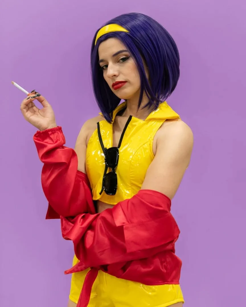 Capturing the essence of Faye Valentine with the talented @oihisui at #SanJapan! 📸🌹✨

This Nikon photography moment was a blast, and I'm in love with the results. What's your favorite cosplay moment? #FayeValentine #Cosplay #nikonphotography #SanJa