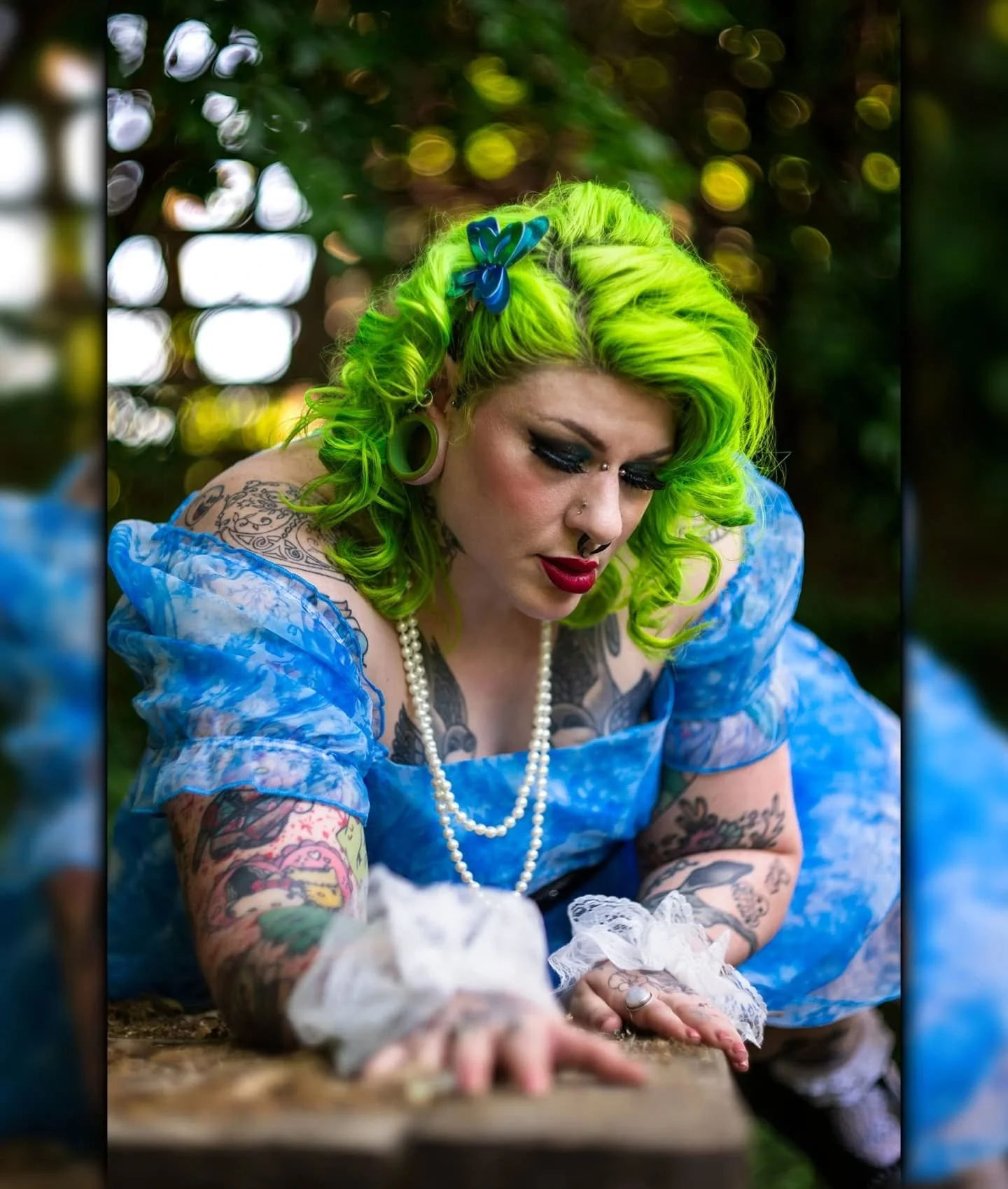"Not all who wander are lost."
I had an amazing experience shooting with all the great models at the #WonderlandSlam
Great poses by @fantasia13forever, thank you for your hard work π‍βοΈ
Model: @fantasia13forever 
Host: @Portrai