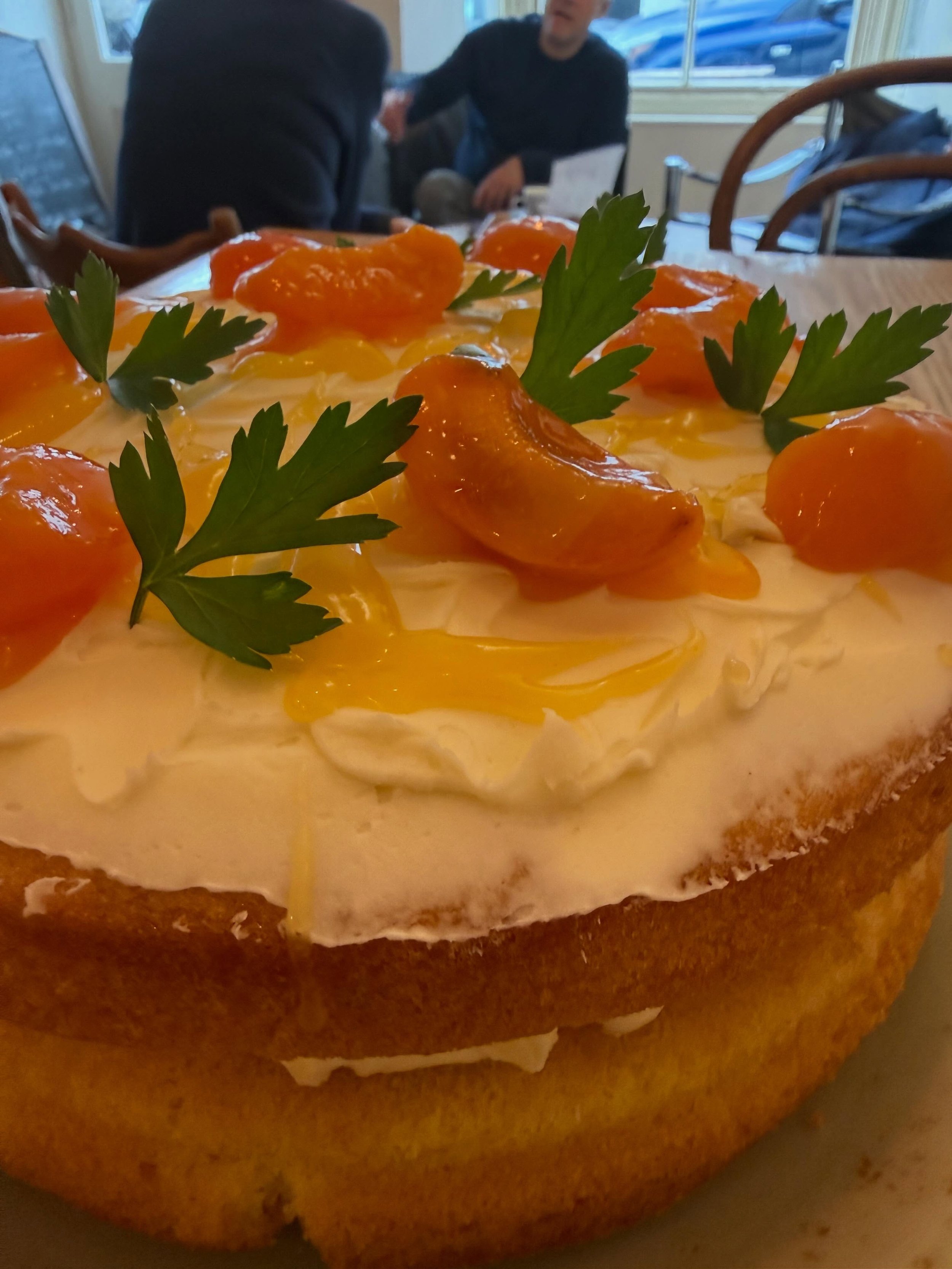It&rsquo;s a grey old day up here in Gods own county 🤣we thought a little bit of a sunshine cake would cheer you all up&hellip; it&rsquo;s a must have for a wet Wednesday&hellip; #boweandco #boroughbridge #cake #instacake #baking homemade apricot su