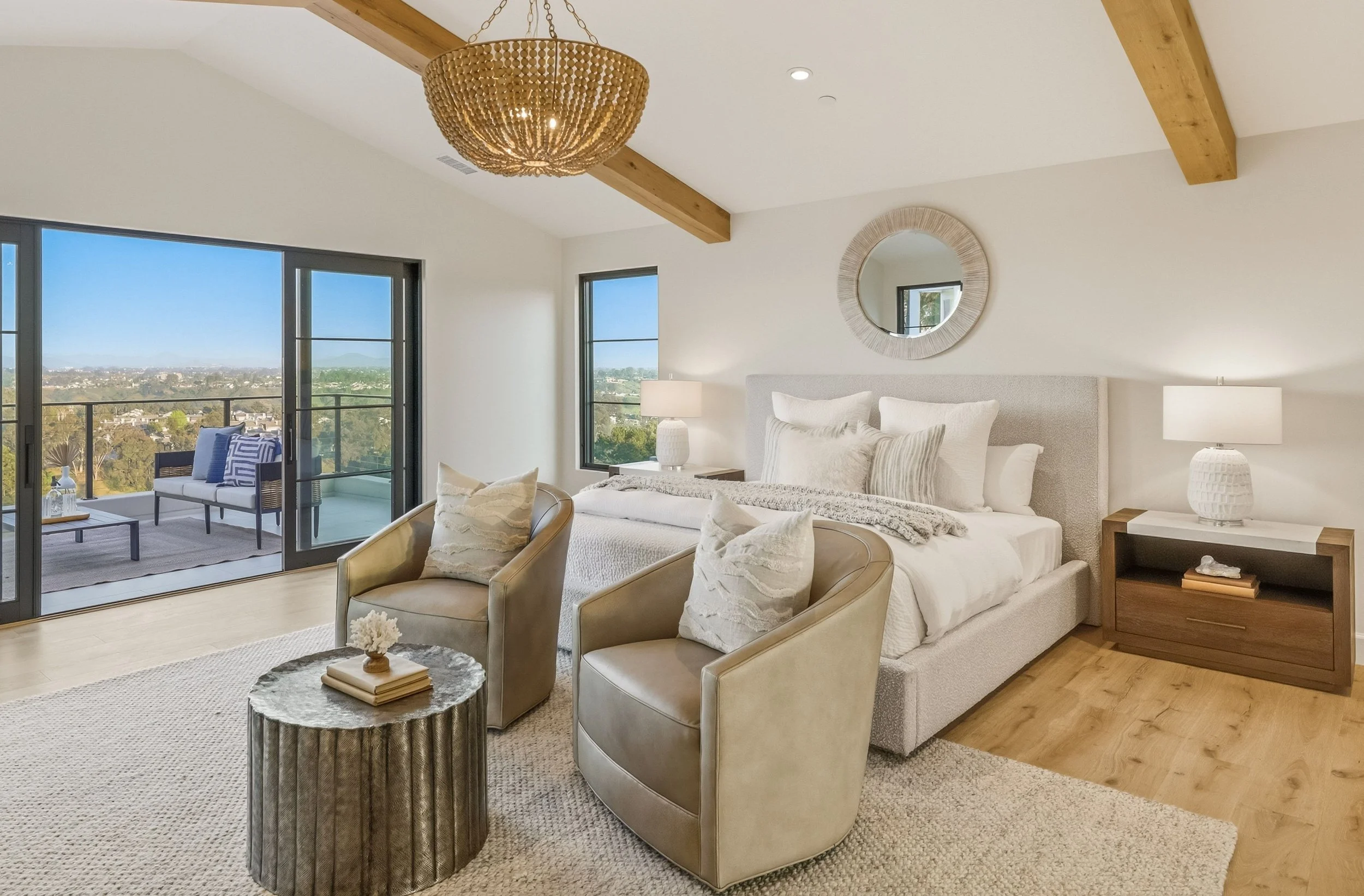 distinguished luxury staging