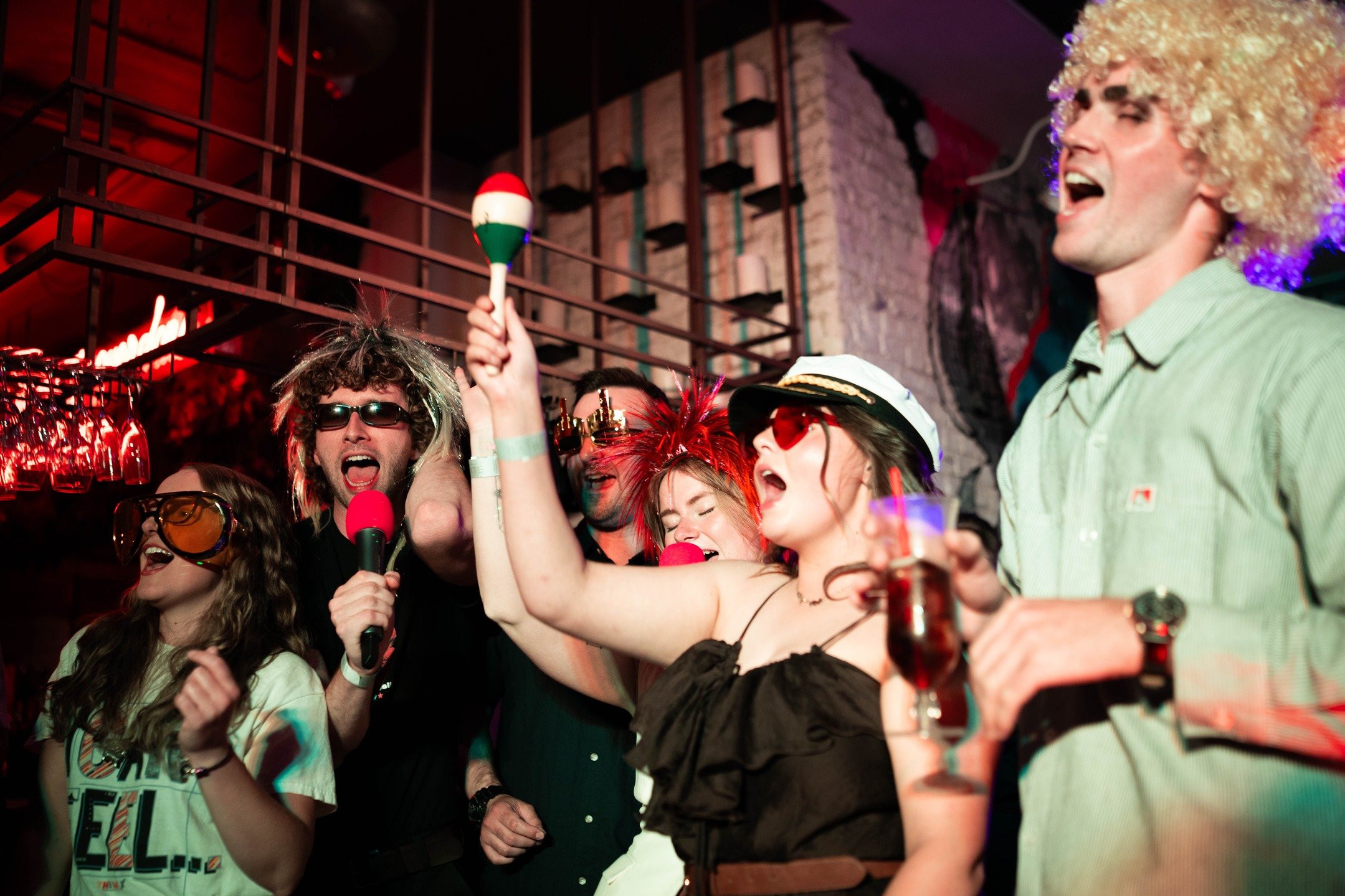 Great vibes, stunning fancy dress and decent voices! Thanks for having us Quay Street Productions!
#bandaoke #bandeoke #livebandkaraoke #livemusic #karaoke #manchester