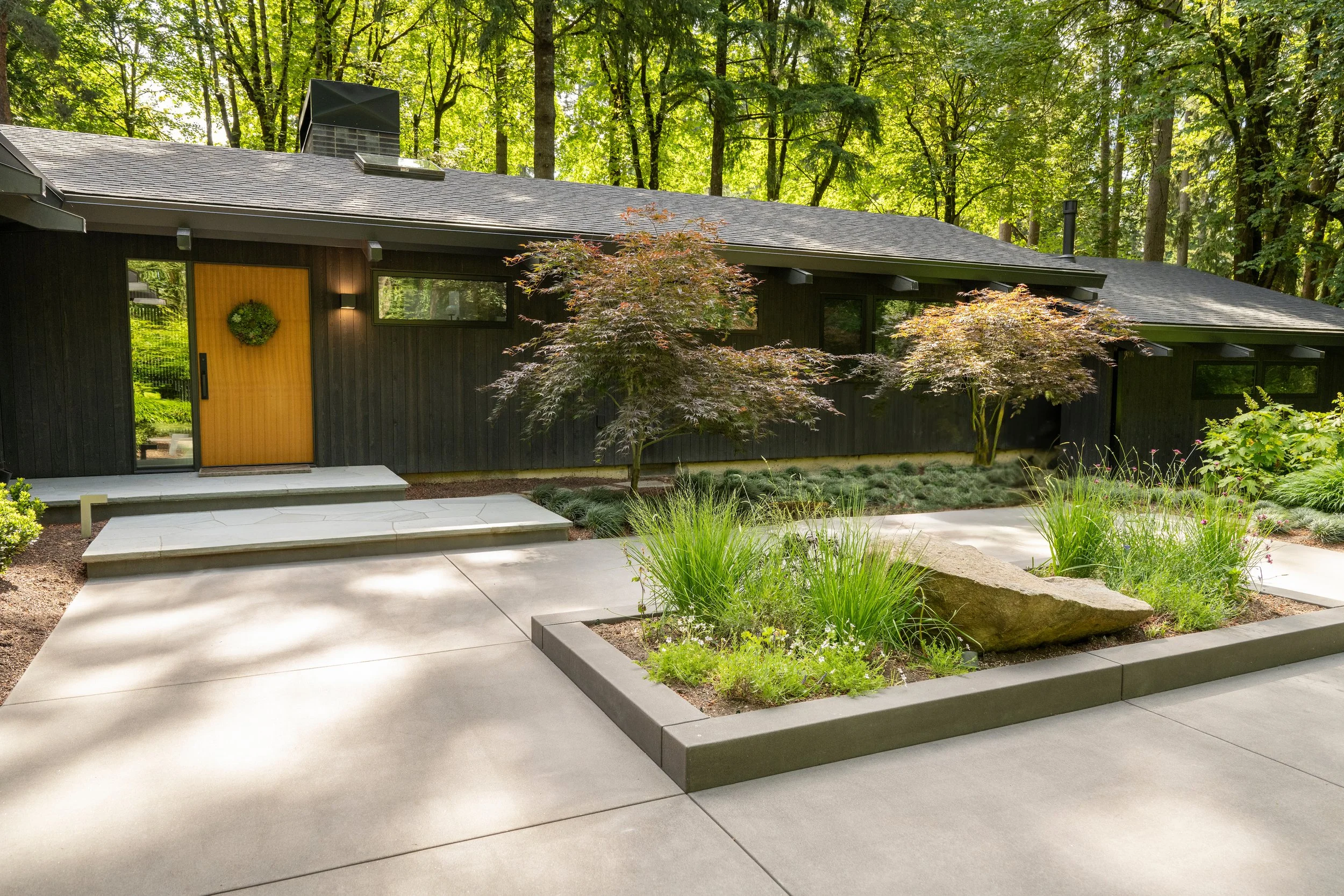 2024_Glen_House_spring_0005-3.jpg