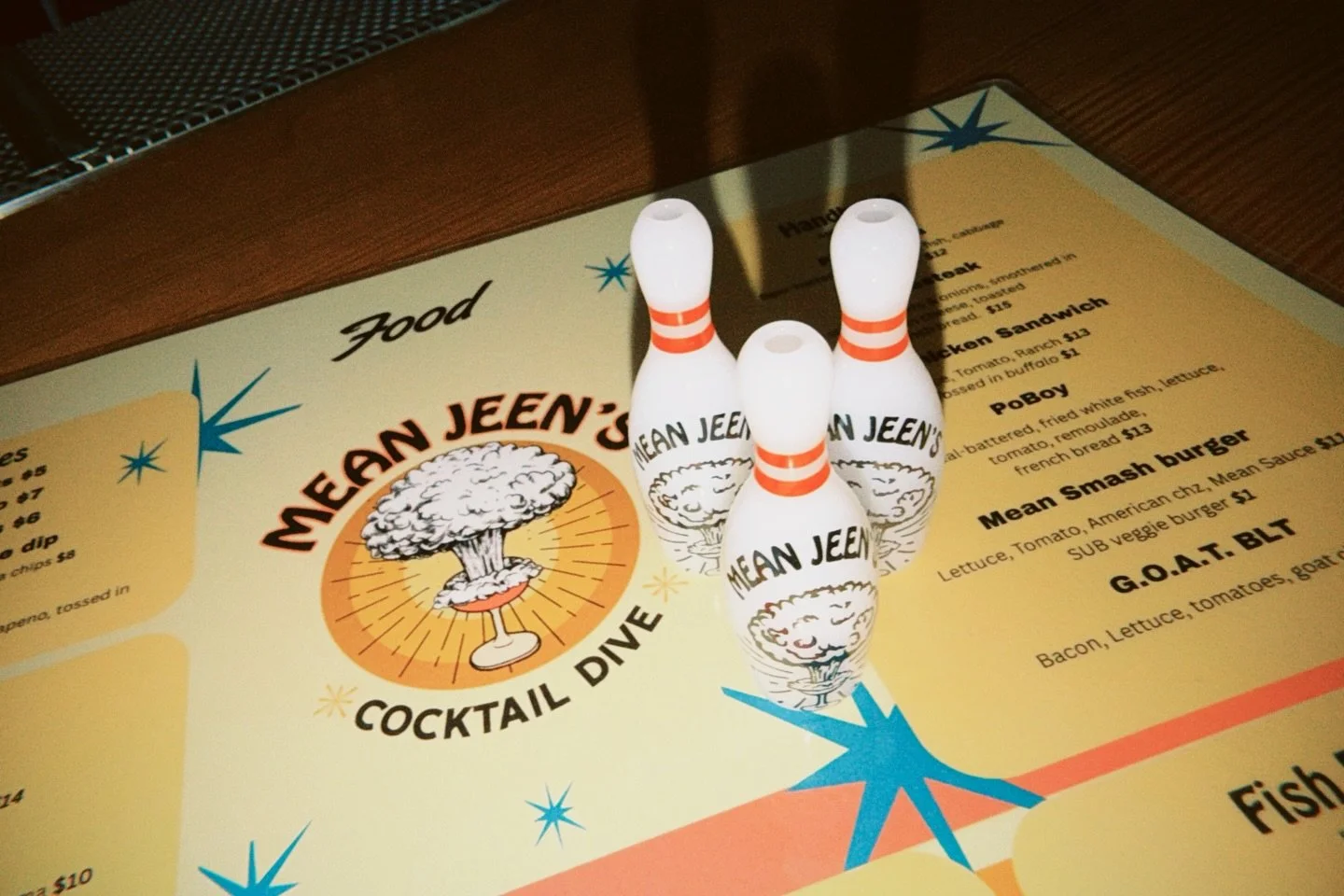 Have you got your Mean Jeen&rsquo;s pipe yet?? 🔥
$20 gets you a clean, pocket-sized piece ready for your tobacco!🍻‼️

Grab yours at the bar while you can!
#MeanJeens #ChattanoogaBars #NewMerch