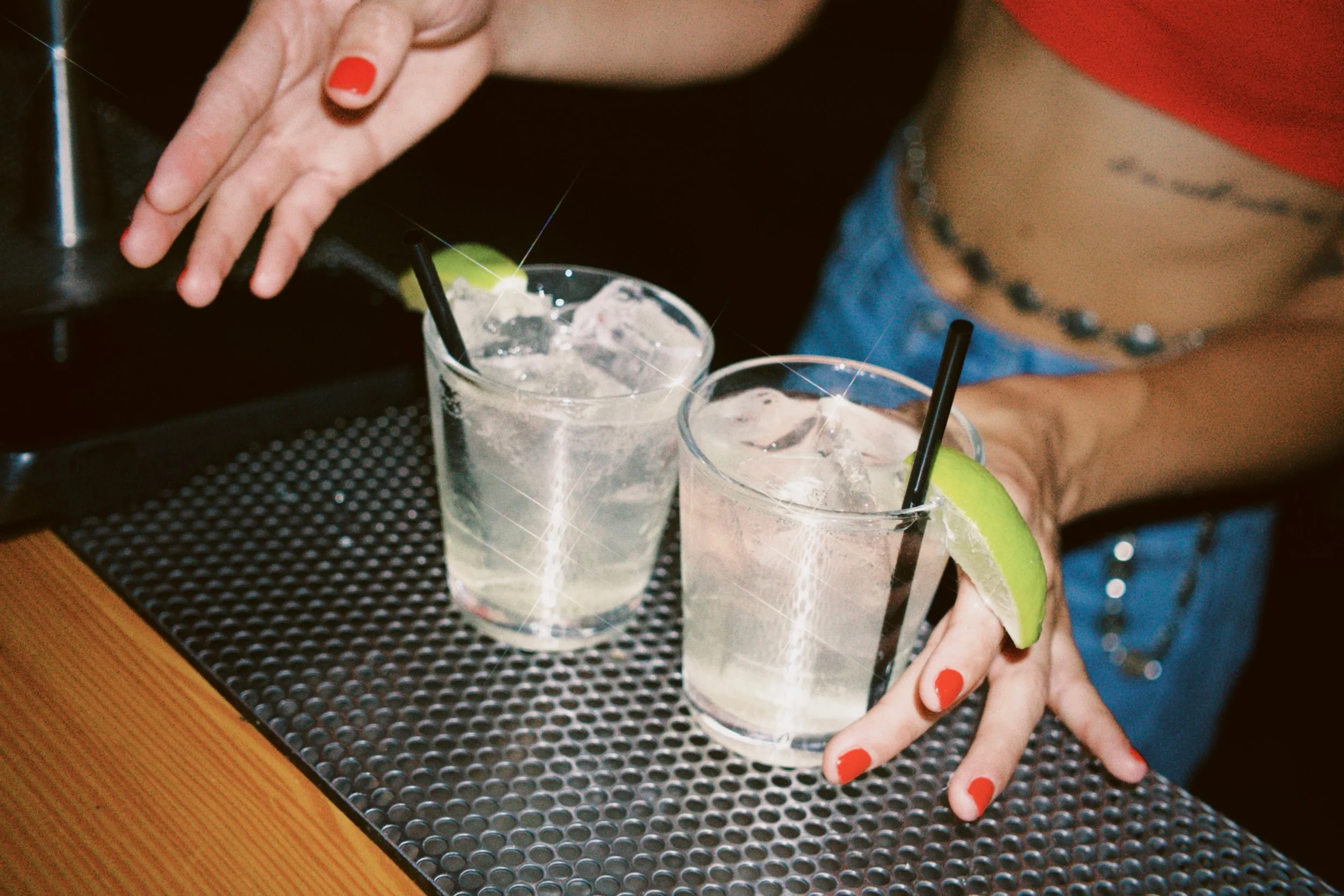 Gloomy Mondays hit a little different at Mean Jeen&rsquo;s 🌧️🍻 cold drinks, hot food, and a better place to wait out the weather. Pull up and hang with us

#ChattanoogaBars #MondayVibes #MeanJeens #RainyDay #NoogaNights
