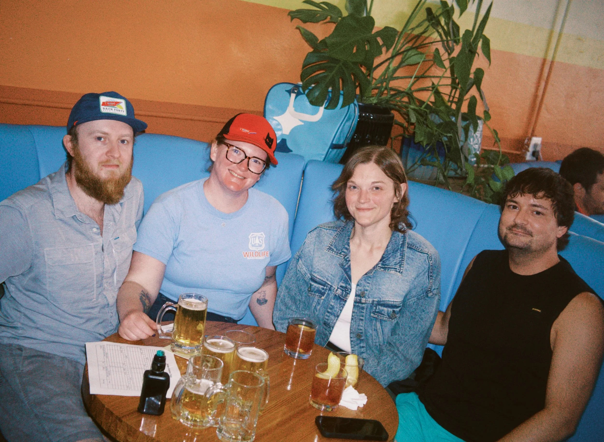 Trivia Night at Mean Jeen&rsquo;s 🧠🍻 grab your crew, grab a drink, and put your knowledge to the test. Good questions, good drinks, and a little friendly competition. See you tonight.

#ChattanoogaBars #TriviaNight #MeanJeens #NoogaNights #Chattano