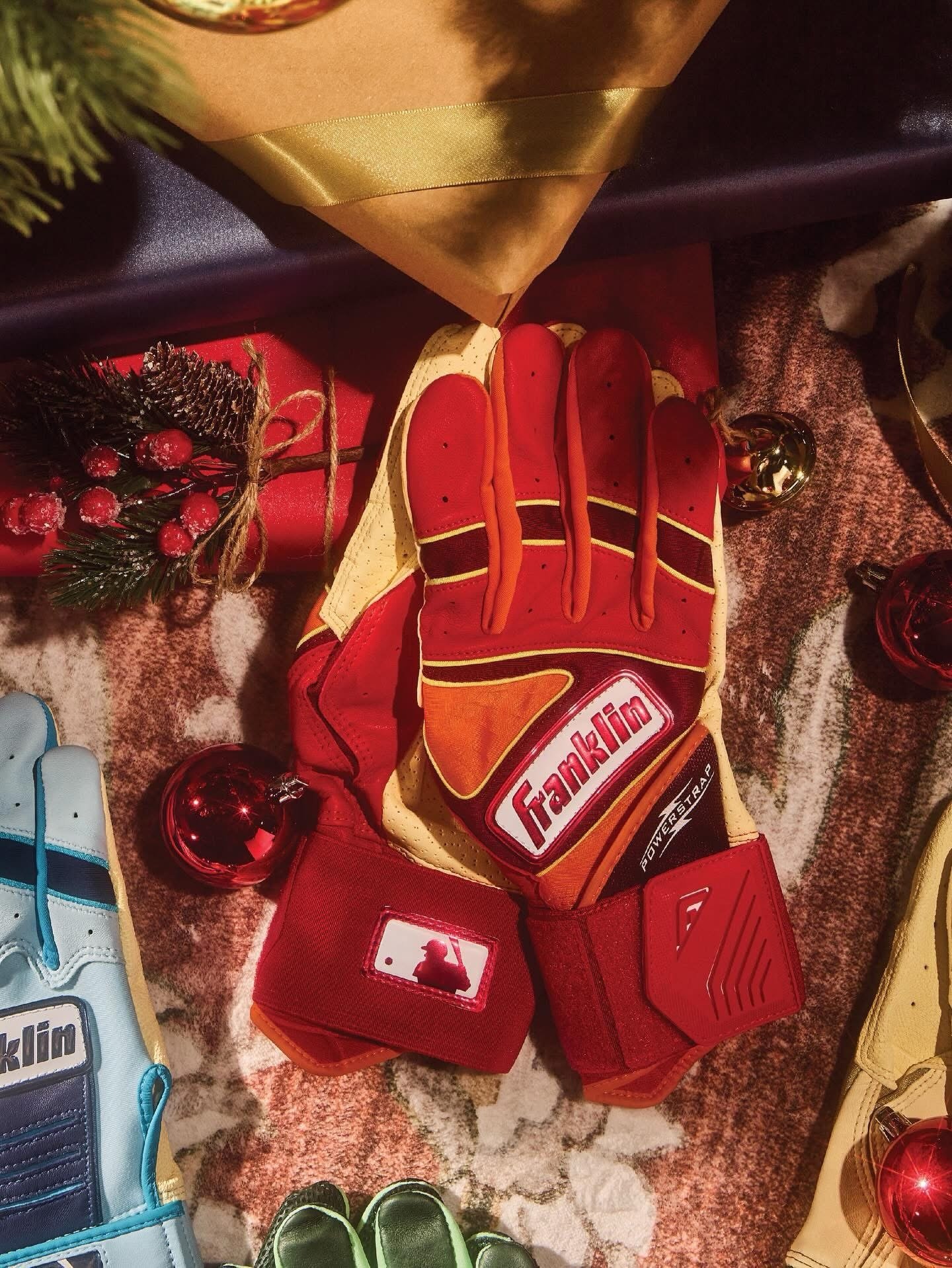 Thinking of a Christmas gift for a baseball or softball player you know ? How about a pair of these guys we designed in a stocking, or under the tree? #powerstap #franklin #batting #gloves