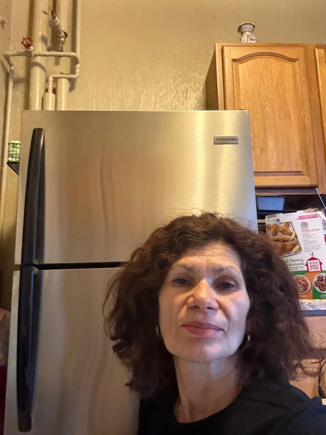 Yesterday you may have met Sonia on our social media post. Now after TWENTY YEARS of a leaky, broken fridge, Sonia&rsquo;s fridge has been replaced, within a month of her building going on rent strike. 907 Valencia is showing us in the real time the 