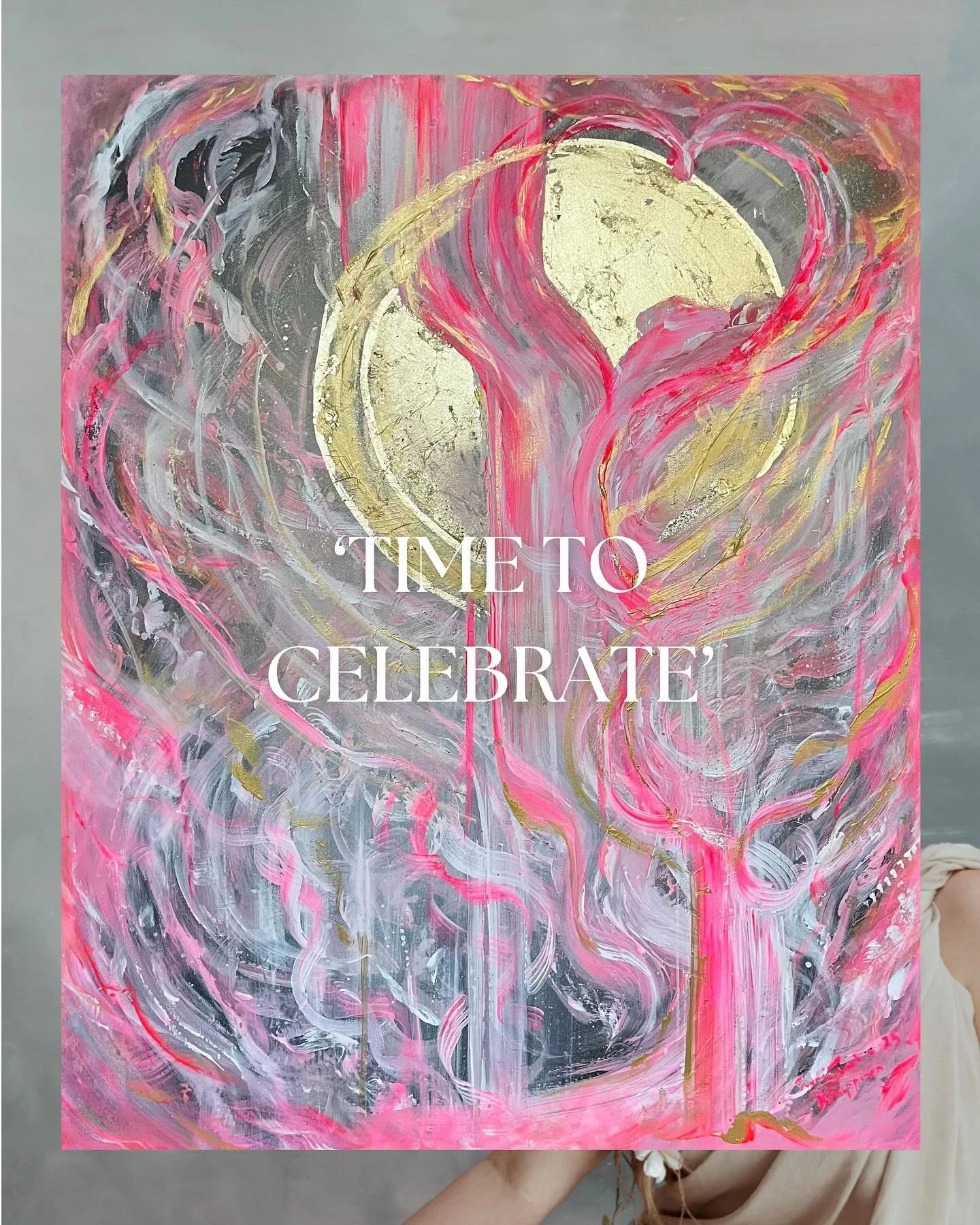 &rsquo;TIME TO CELEBRATE&rsquo;

Nyt on juhlan aika. Aika juhlia juuri sinua. Jokainen hetki voi olla juhla. 🌟

T&auml;&auml; teos muistuttaa jokainen p&auml;iv&auml; katsojaansa, siit&auml; upeasta matkasta jota el&auml;m&auml; on. Erilaisia vaihei