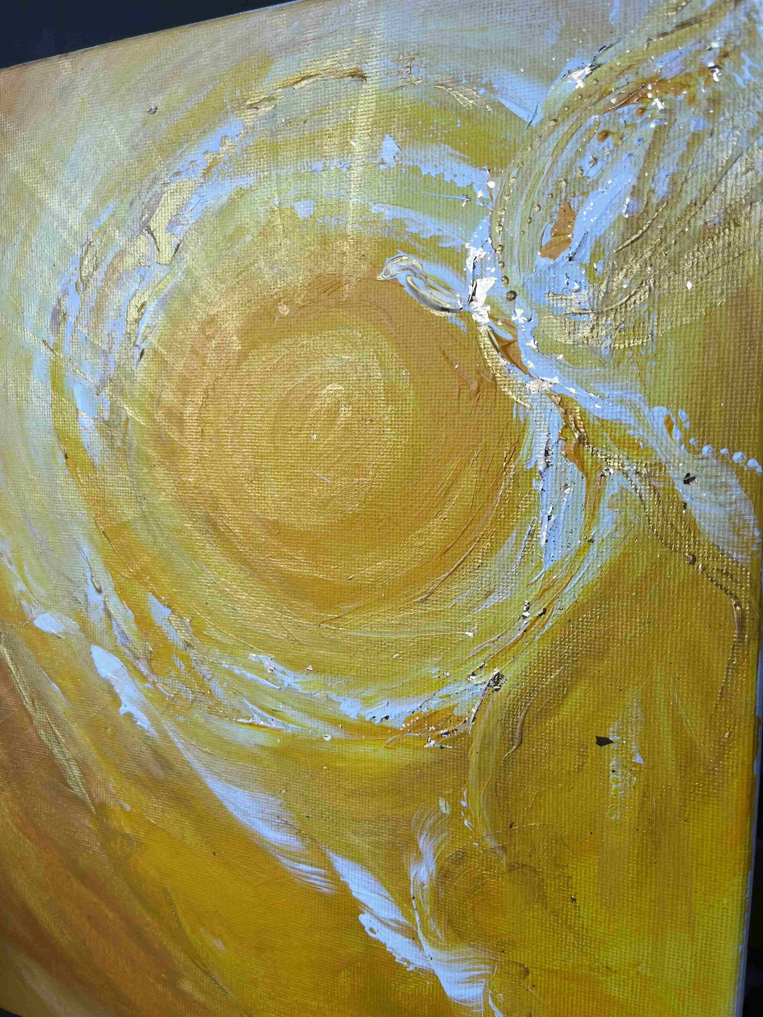 kultainen lintu taideteos.jpg