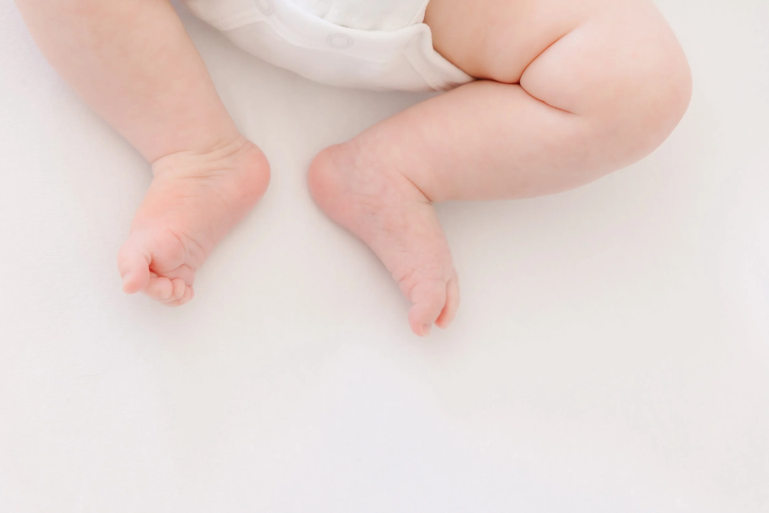 newbornsession-17.jpg