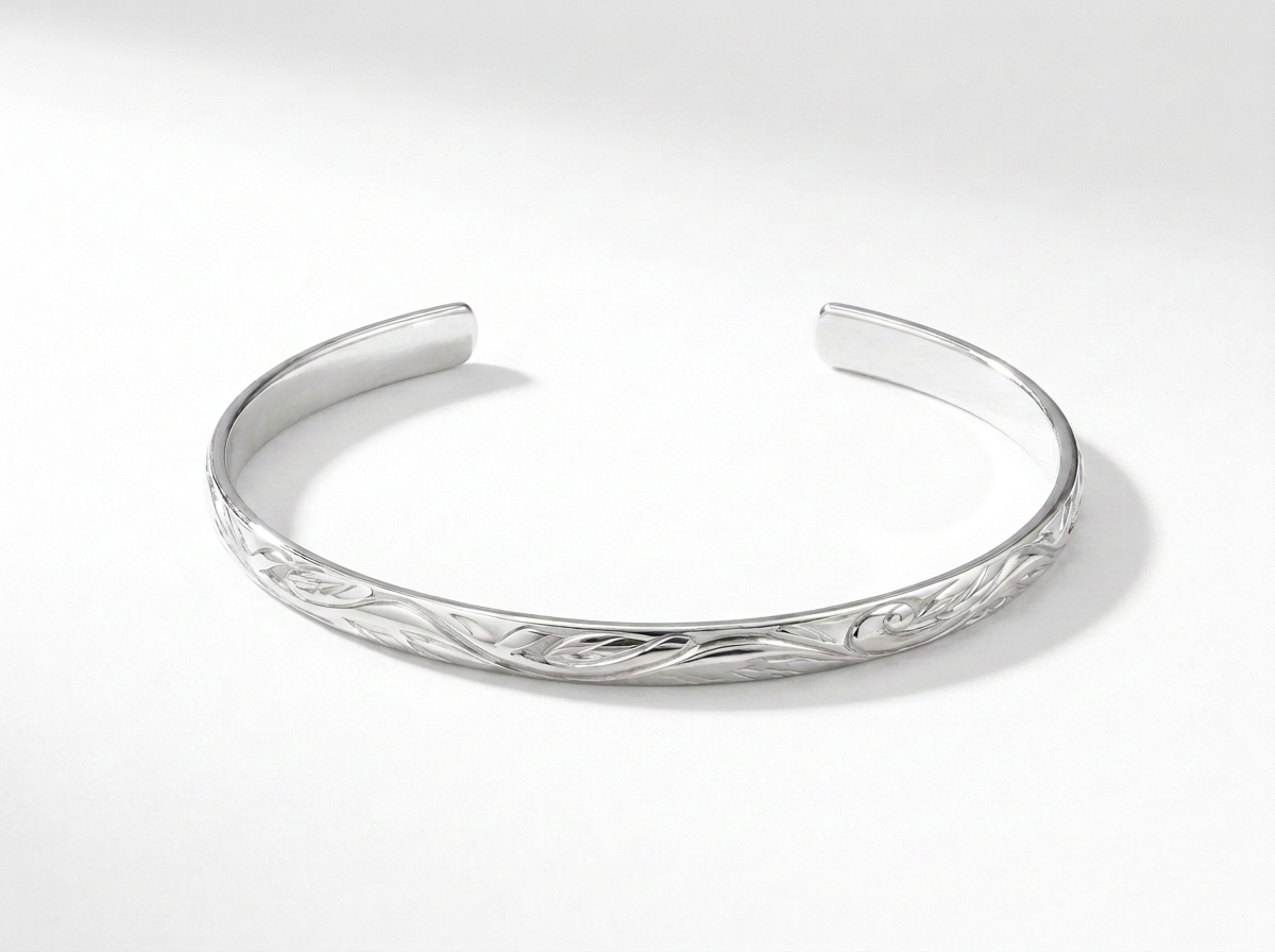 THE WAVE BANGLE