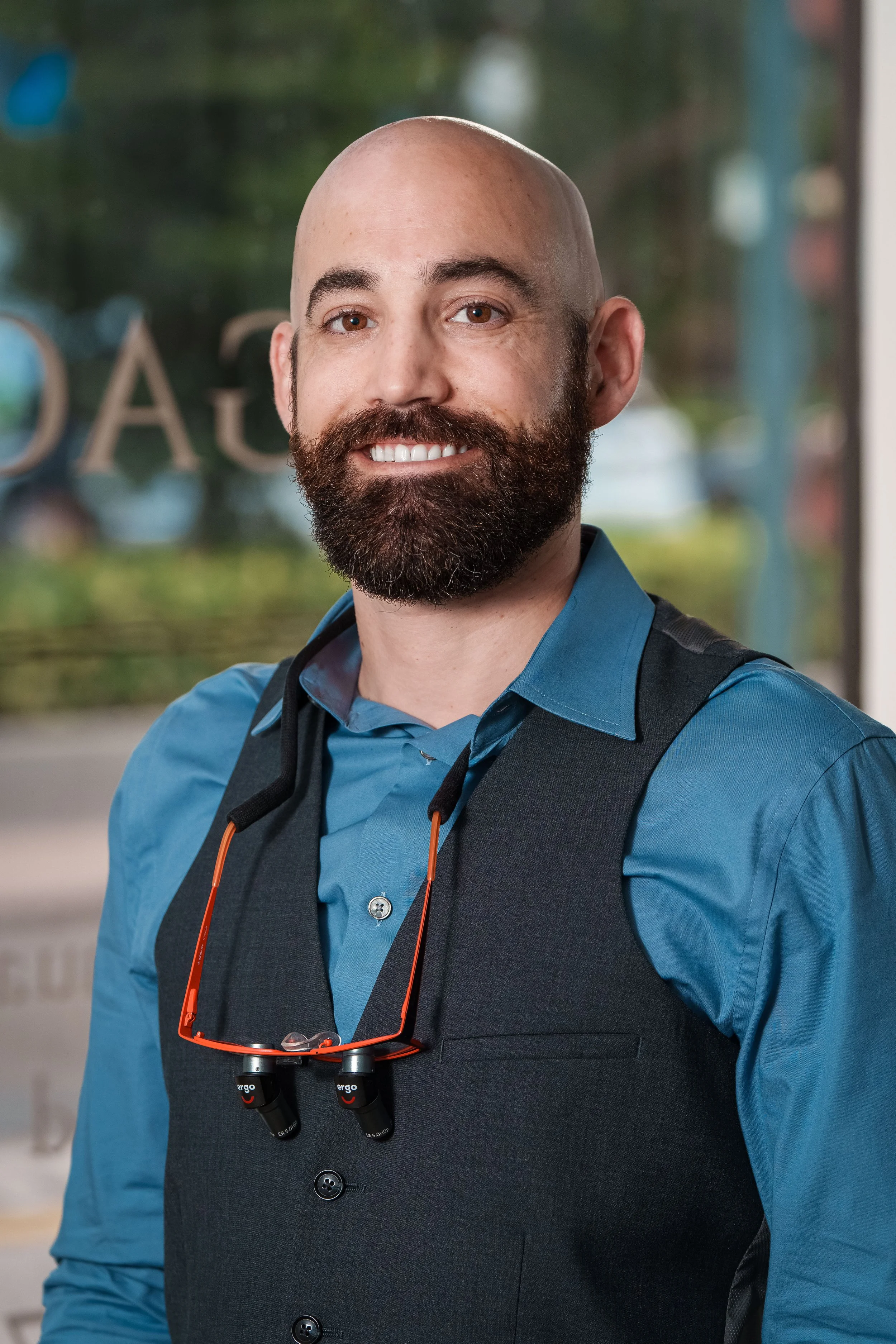 Cosmetic Dentist Downtown Orlando FL - Legacy Smiles of Orlando