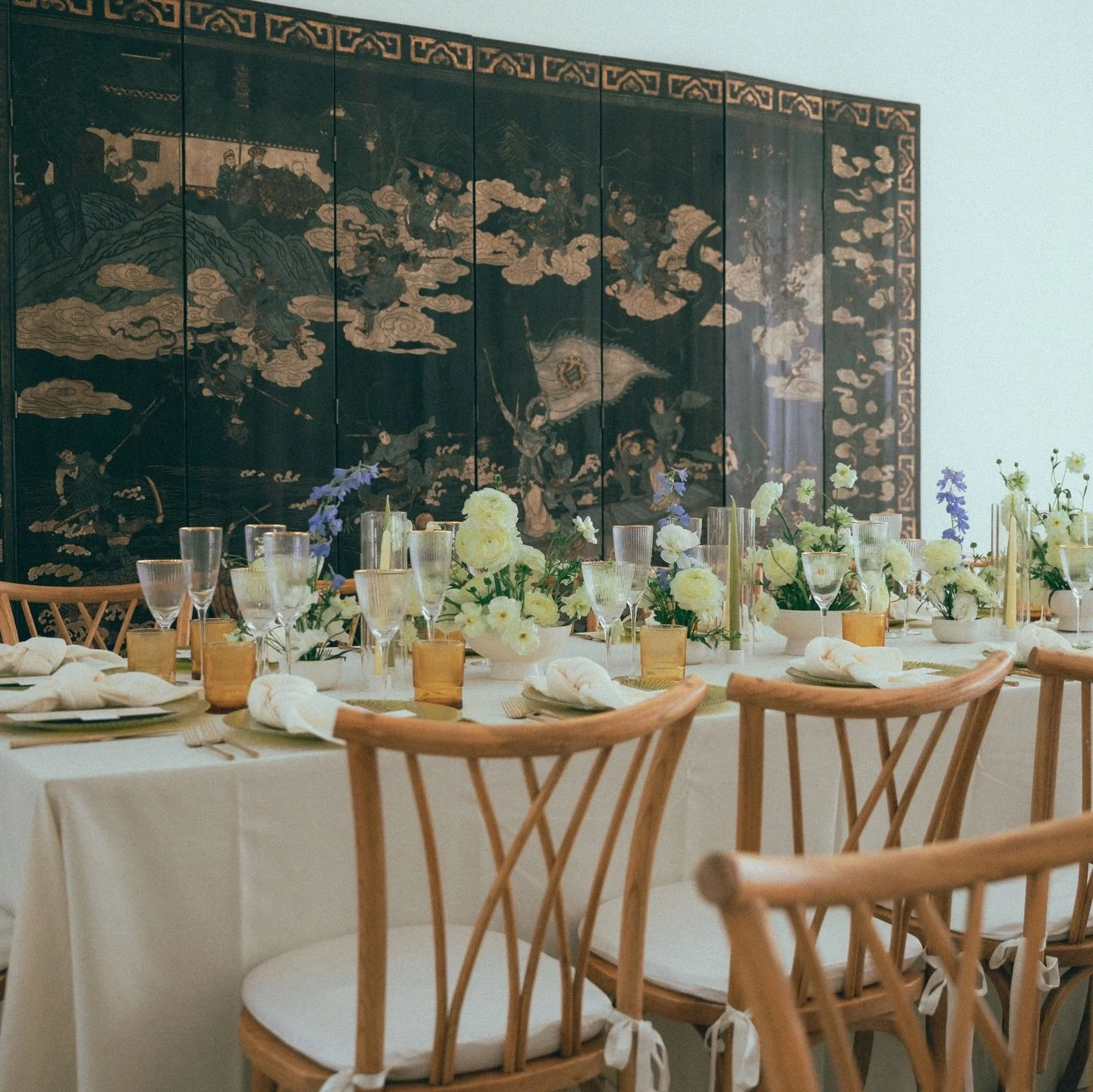 INTIMATE RECEPTIONSxx 🏝️

Planner: @kristenkseventsandflorals 
Florals: @wandering.solstice.design
Photography: @reyzamoraphotography 

#miamiflorist #weddingflorals #southflorida #wedding #bride