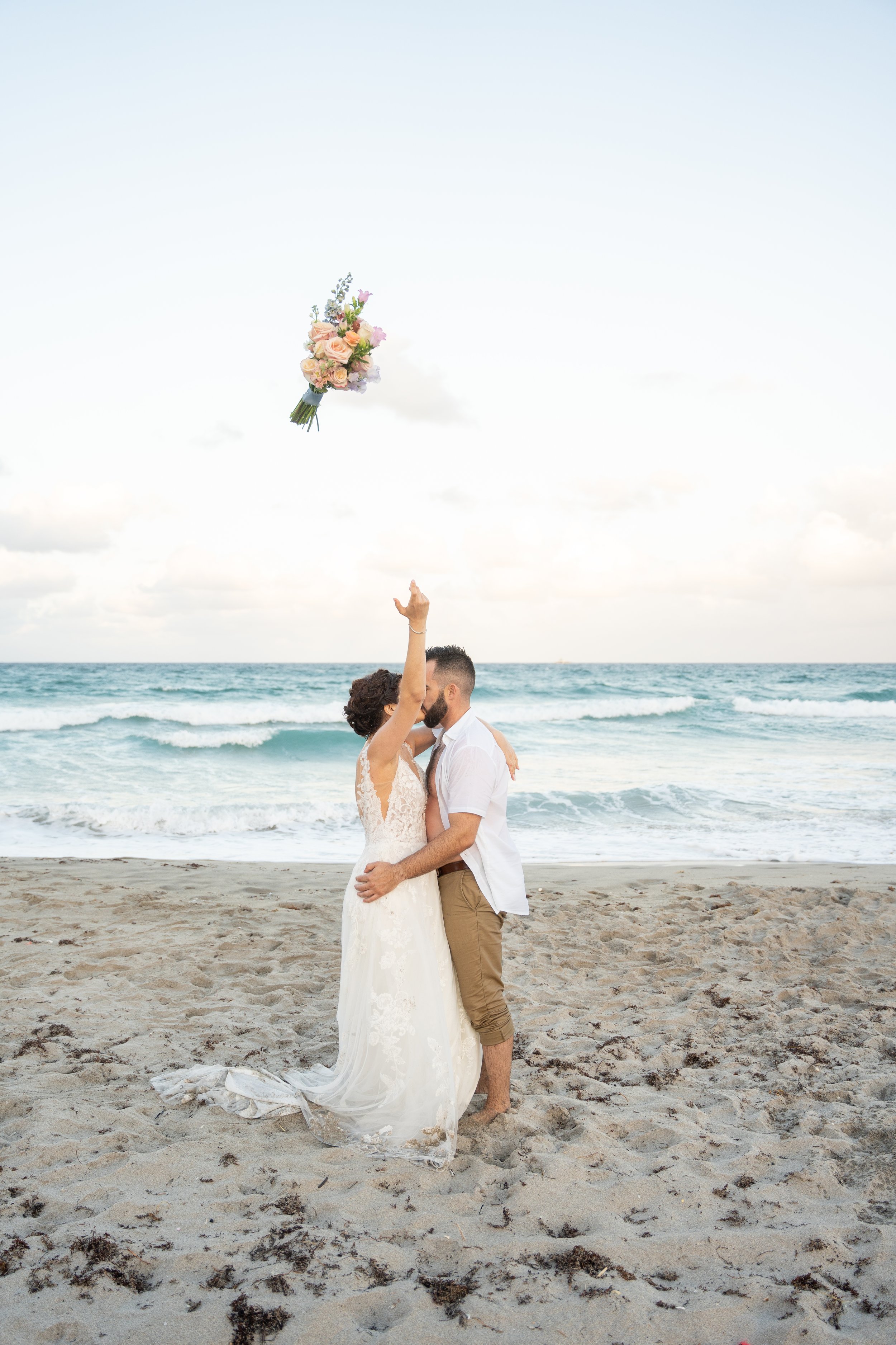 TRASH THE DRESS PHOTOSHOOT
