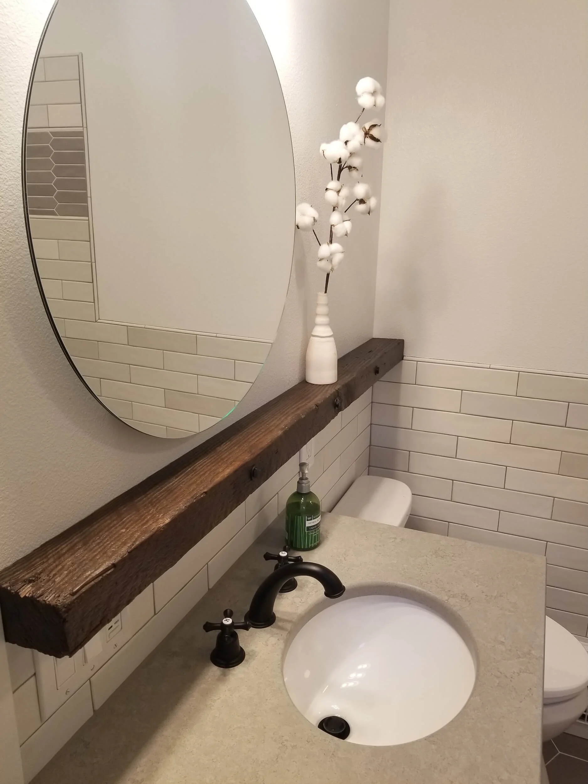 Sink detail.jpg
