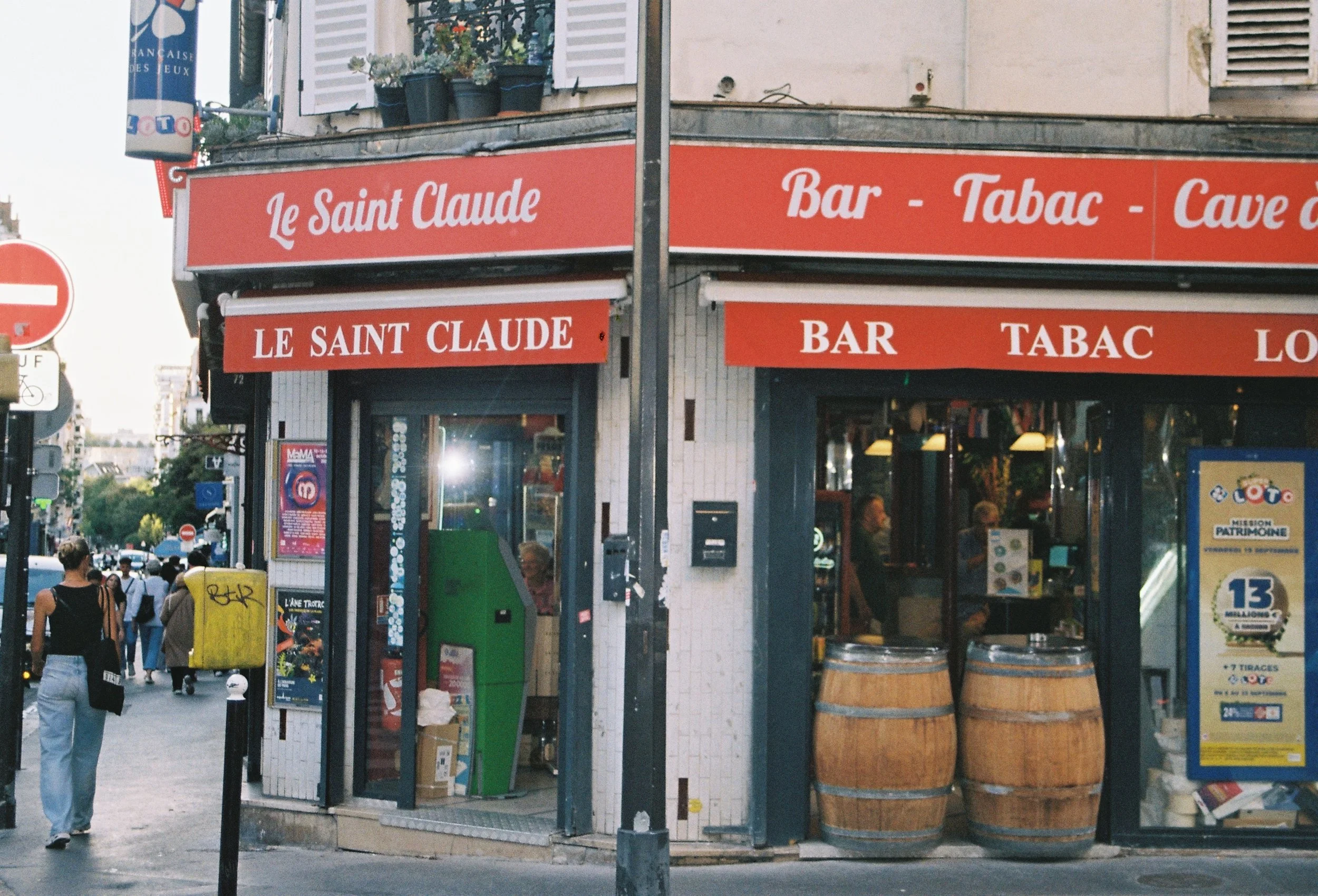 LA BAR