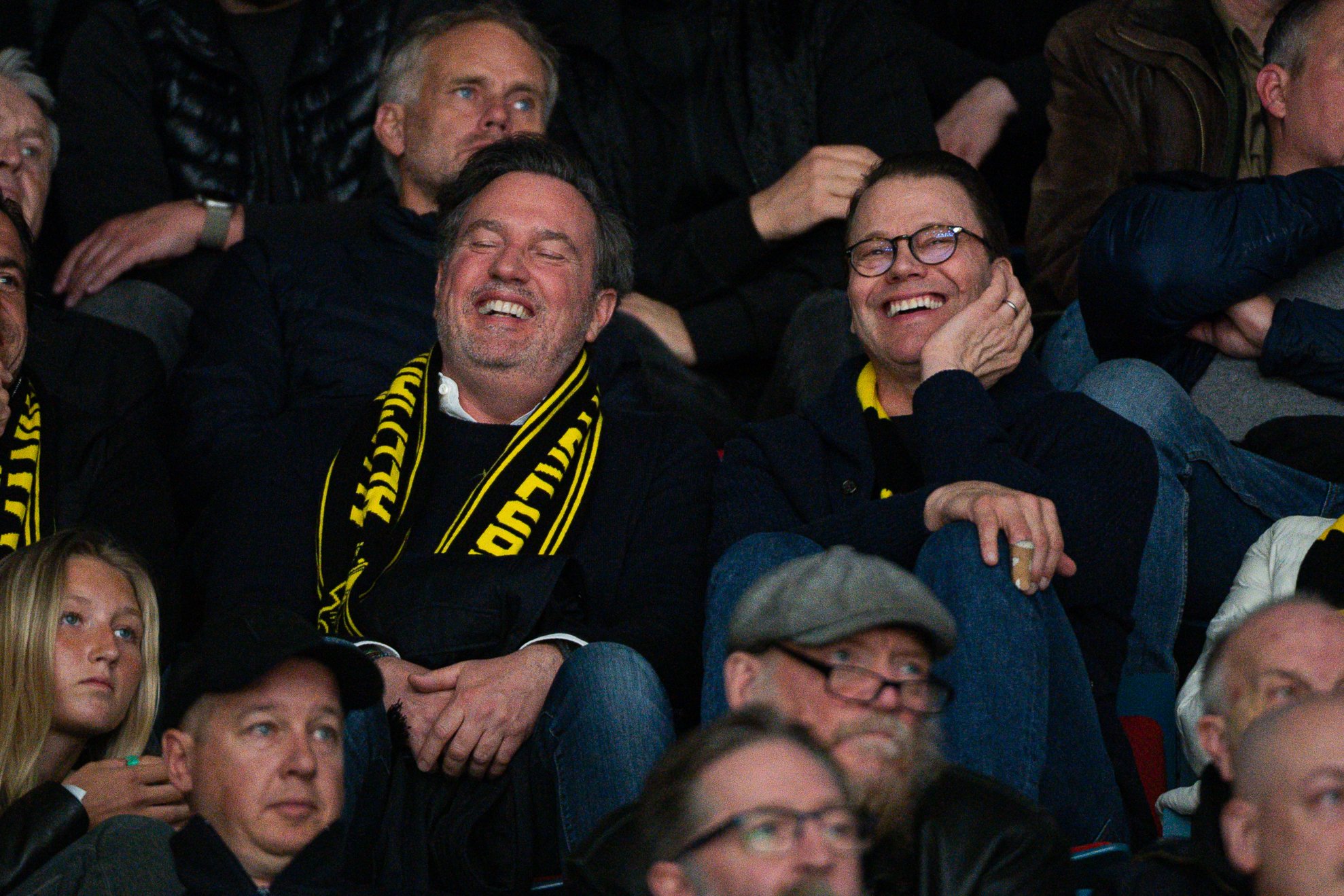 Chris O'Neil och Prins Daniel under en av AIKs ishockeymatcher på Hovet
