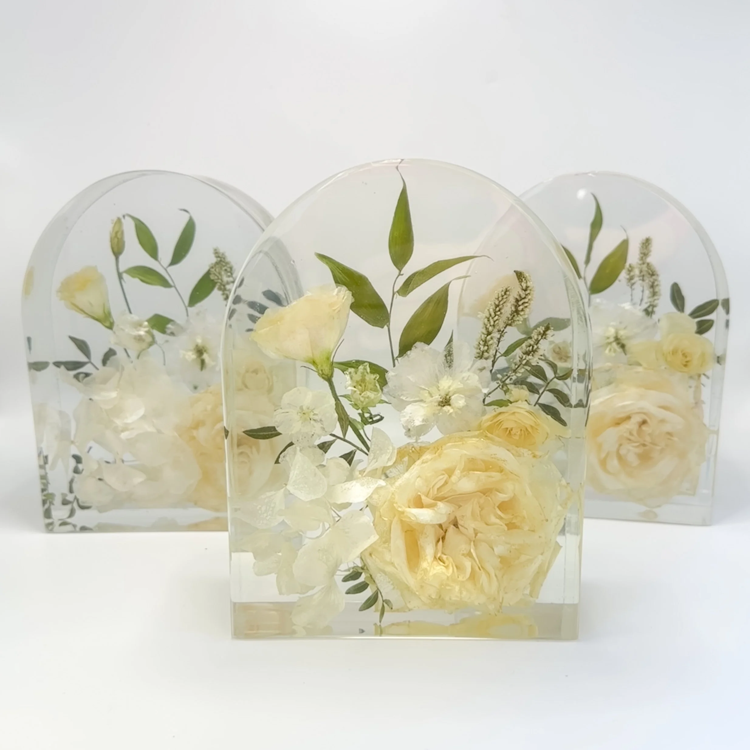 What Do Different Funeral Flowers Mean?</a>