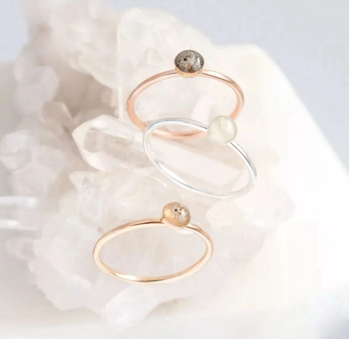 Tangible, wearable little memories for all the moments you&rsquo;ve created. Hold them close. 🥺 What special thing or symbol reminds you of a loved one?

#handmadejewellery #keepsakejewellery #ashjewellery #memorialjewellery