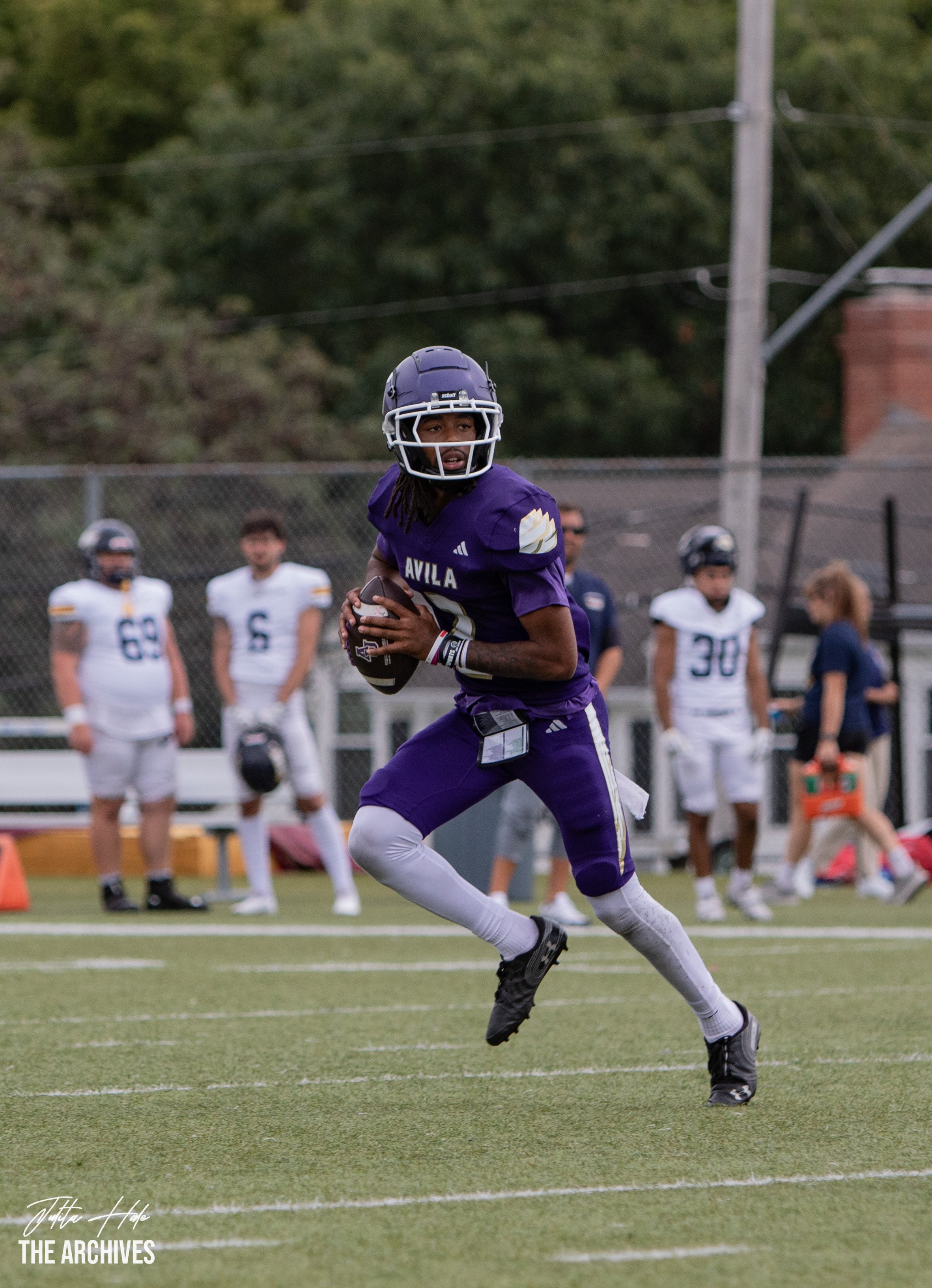 Avila Homecoming Game-250920-1137.jpg