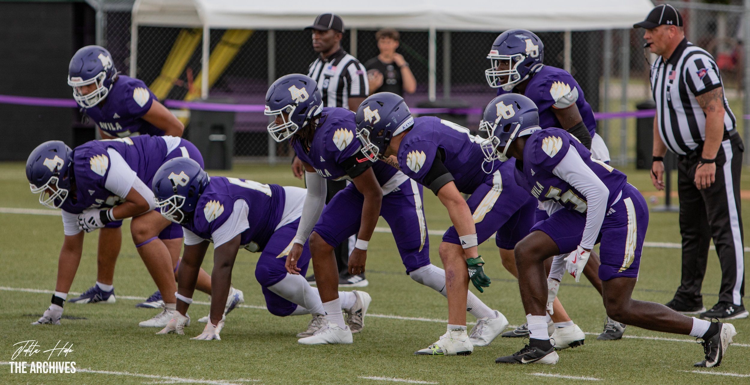Avila Homecoming Game-250920-1076.jpg