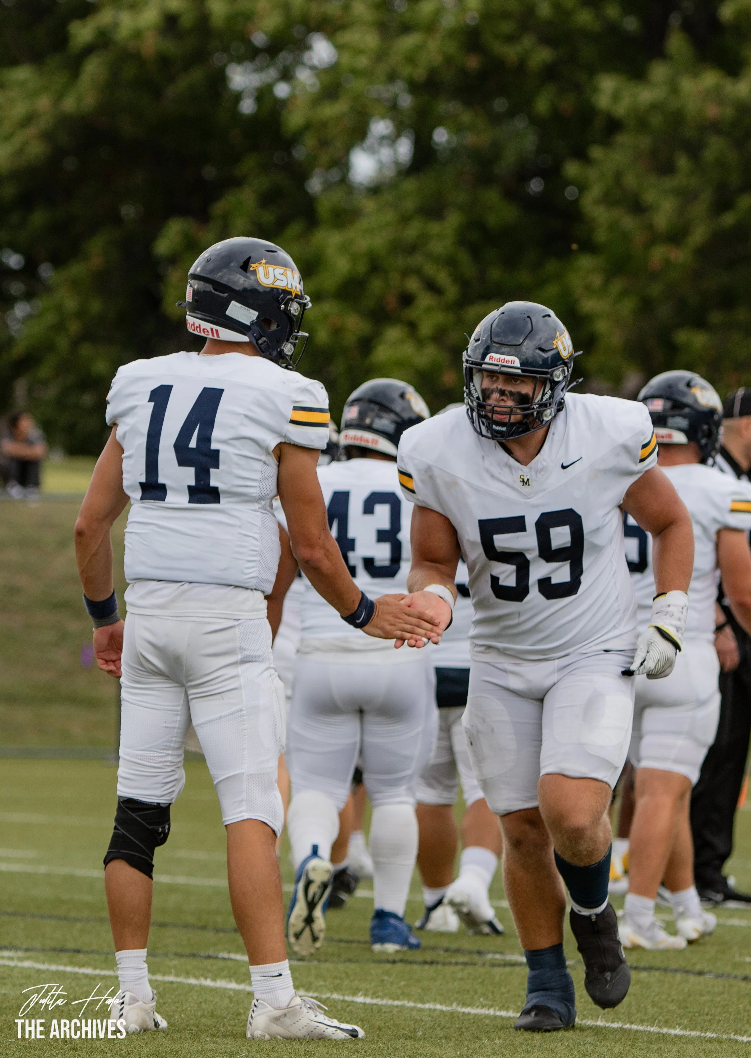 Avila Homecoming Game-250920-1067.jpg