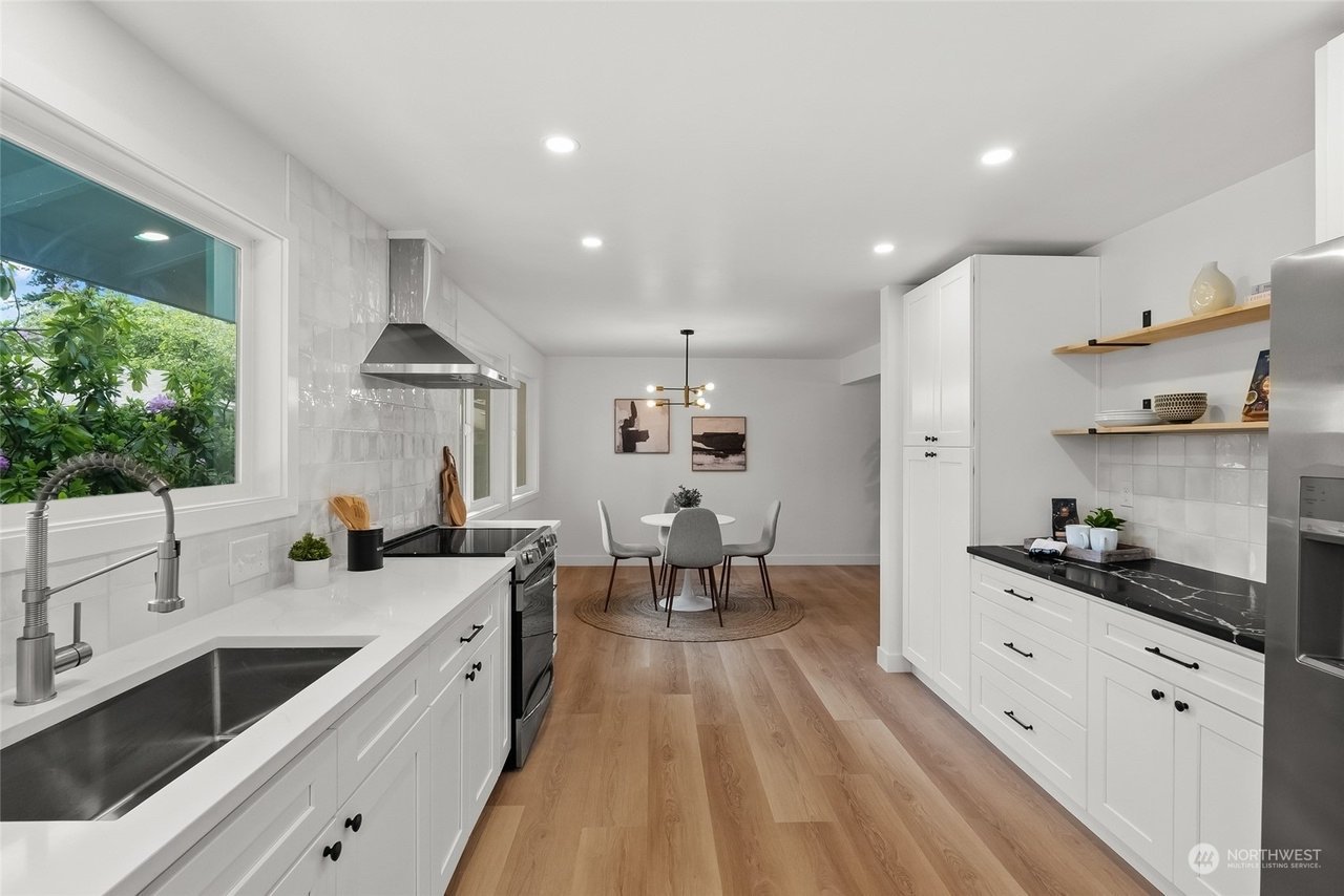 In-Stock-Cabinets-Installation-Tacoma-2.jpg