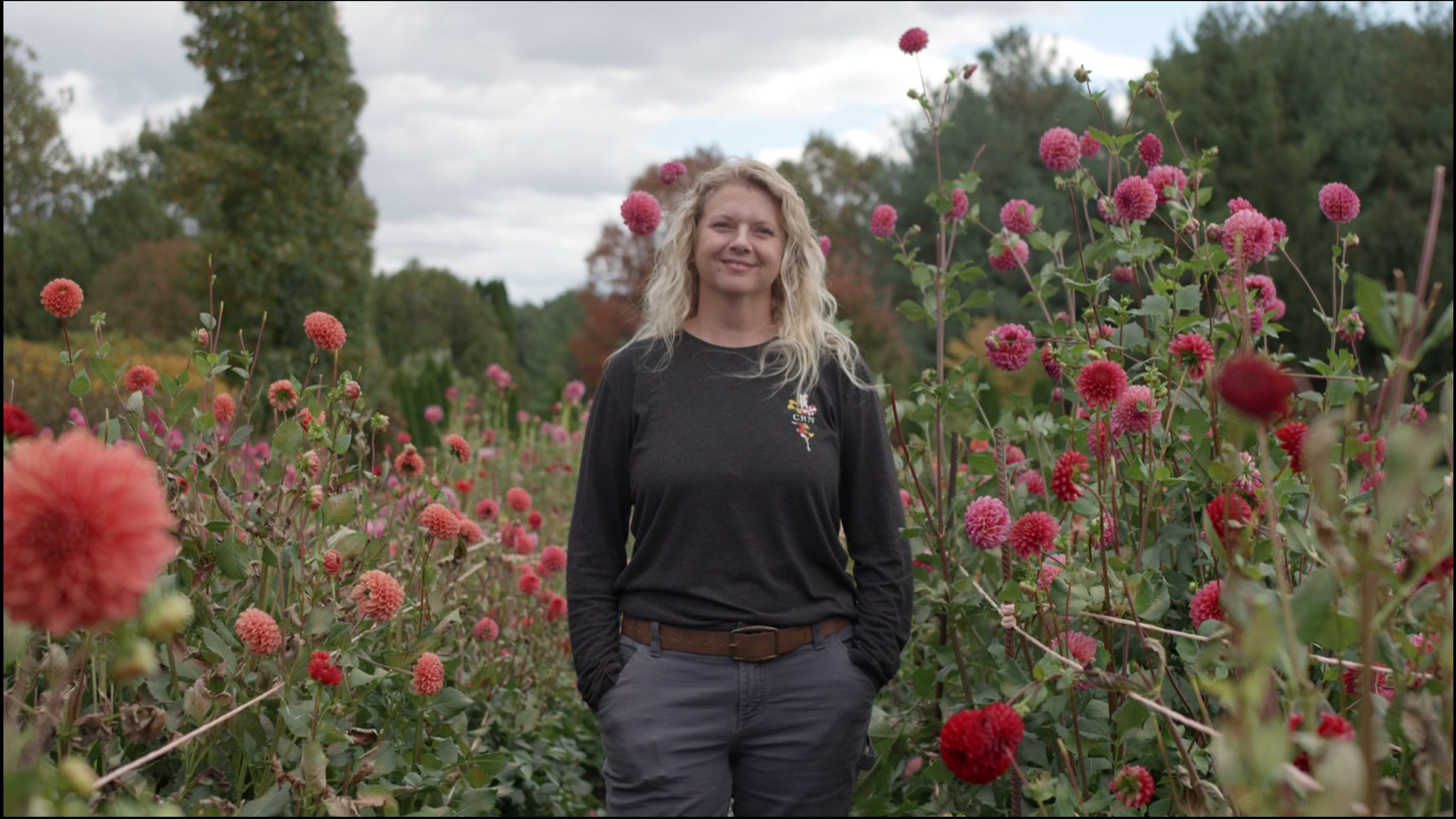 Jes in dahlias 2025.png