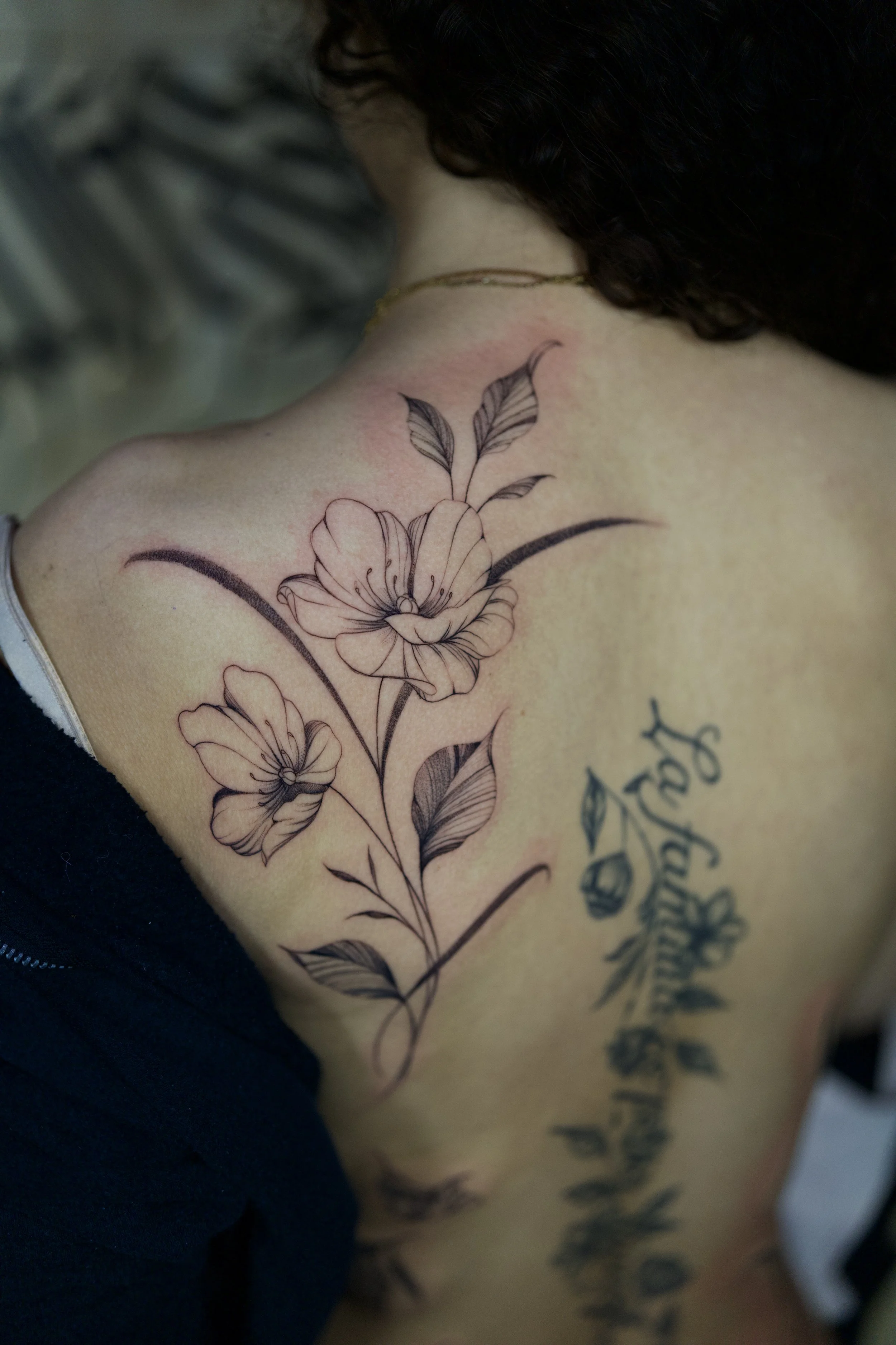 Do Fine-Line Tattoos Fade in Florida? What South Florida Clients Should Know